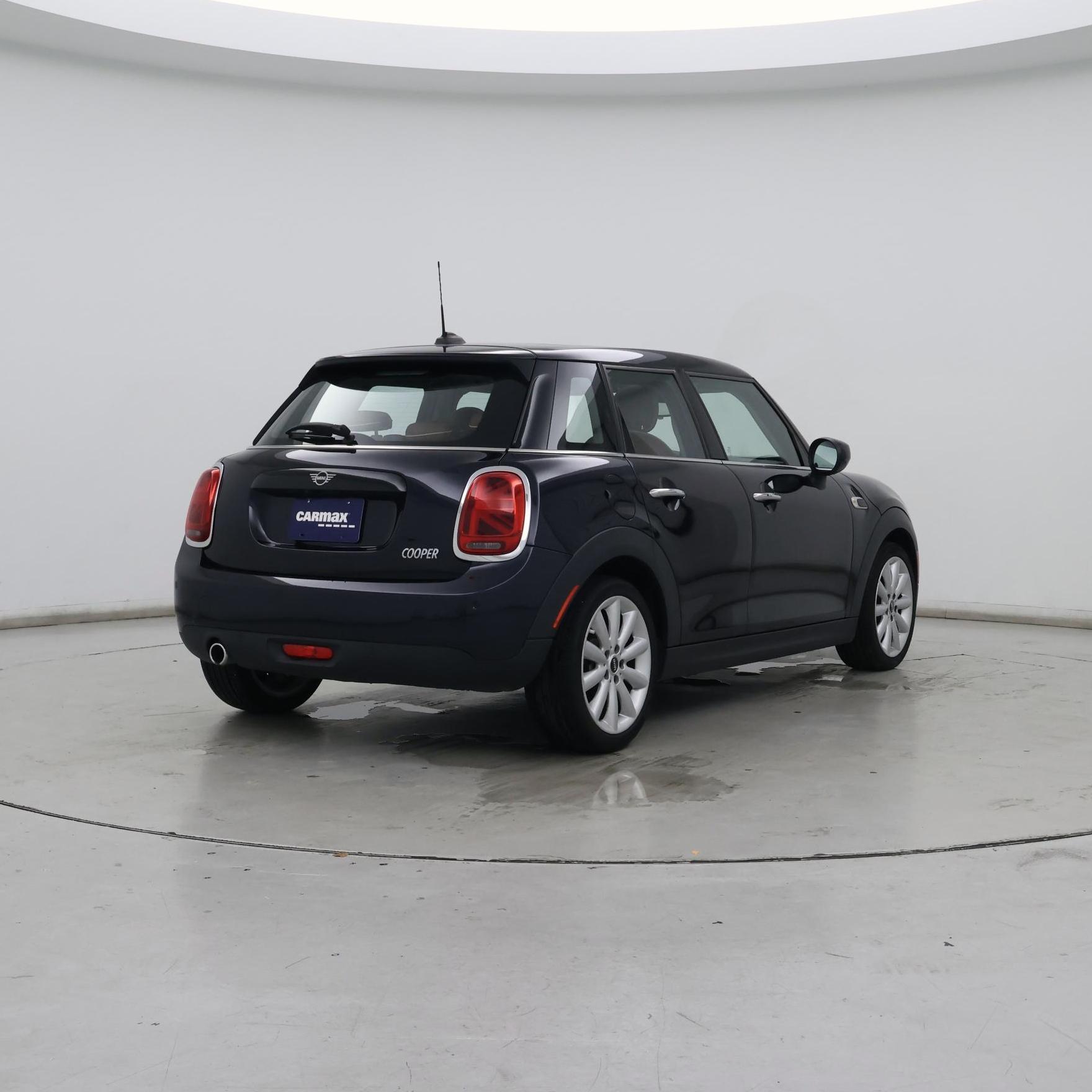 Thumbnail: 2021 MINI Cooper Hardtop - 8