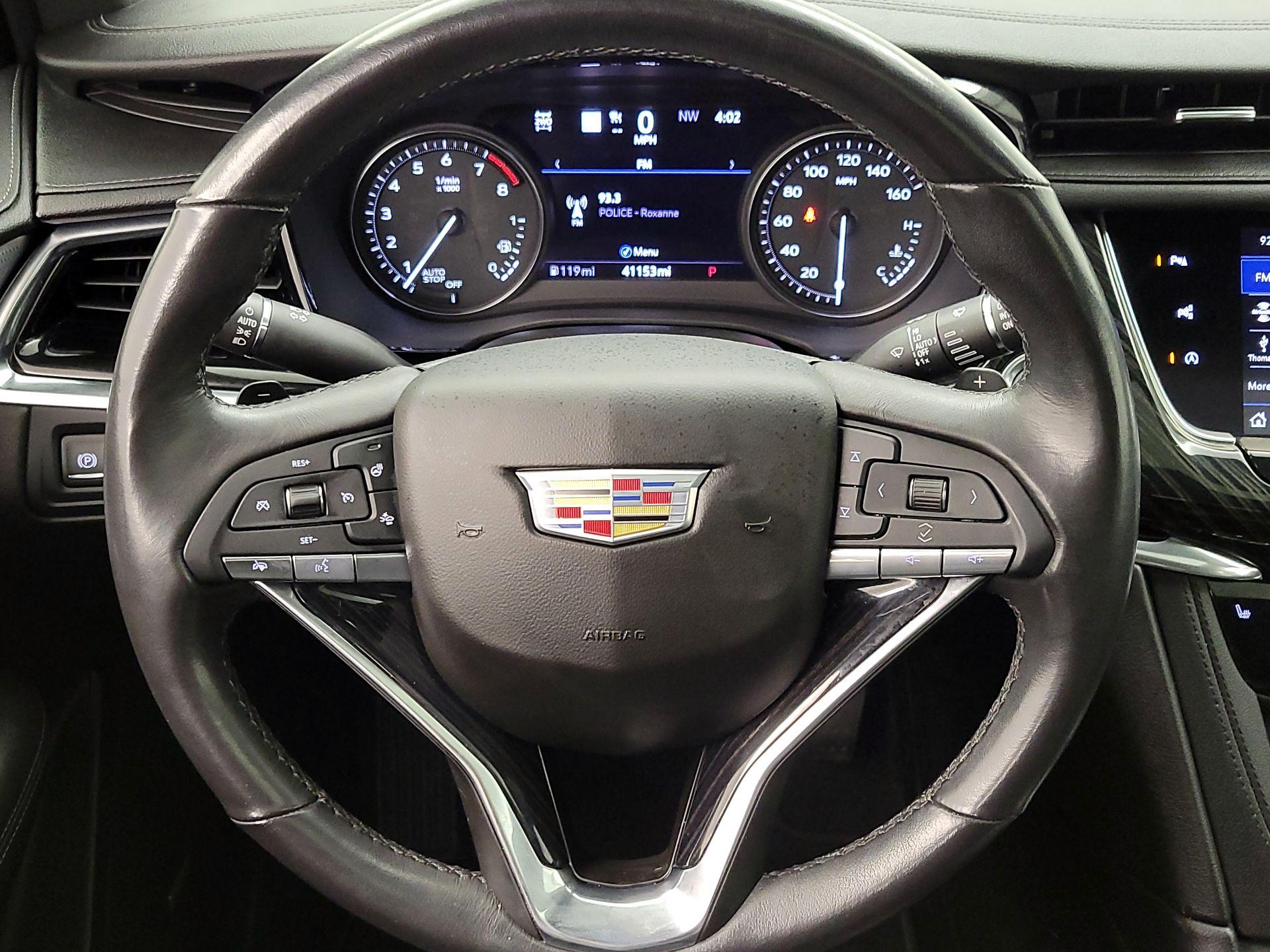 Thumbnail: 2020 Cadillac XT6 - 10