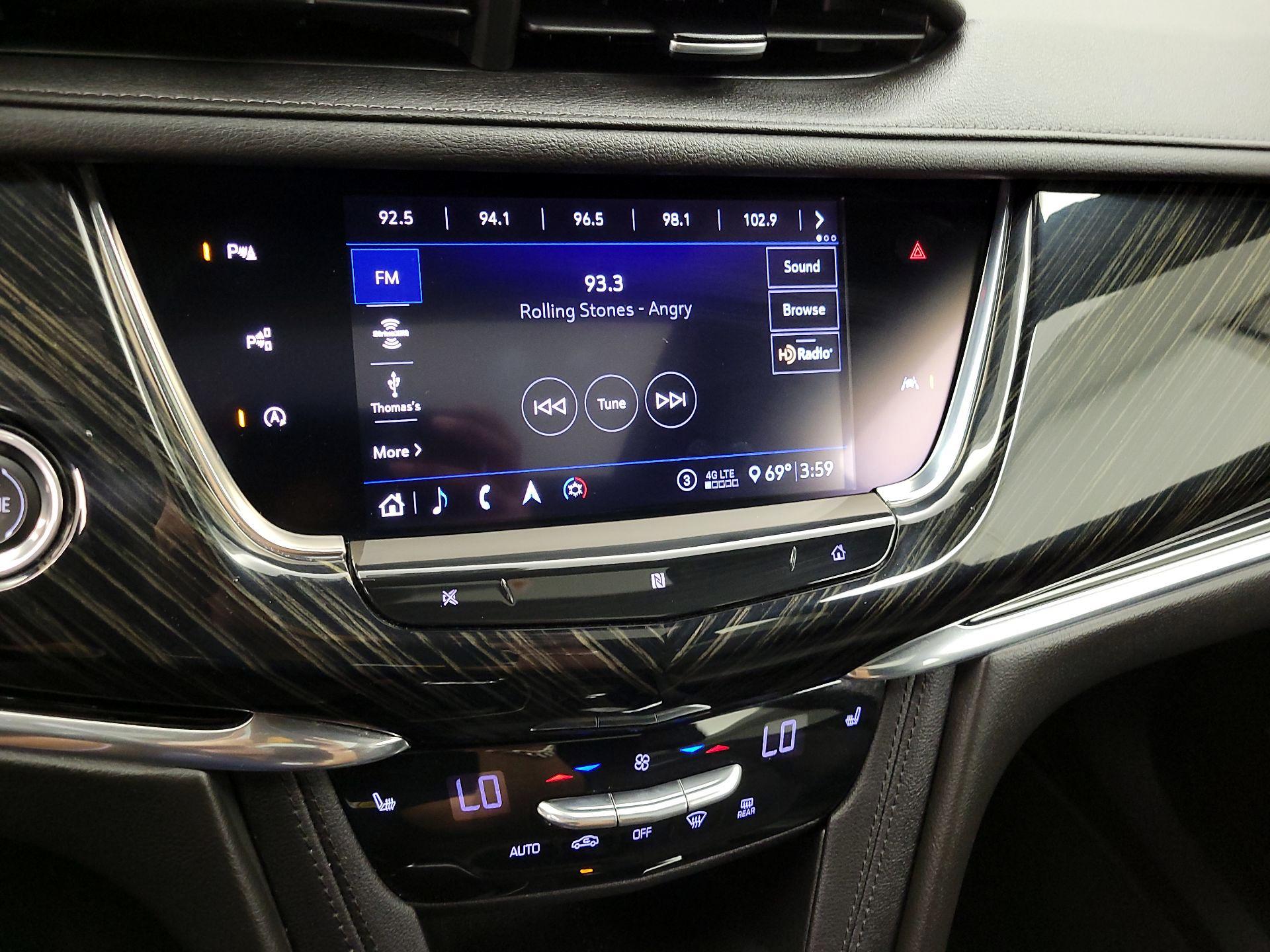 Thumbnail: 2020 Cadillac XT6 - 16