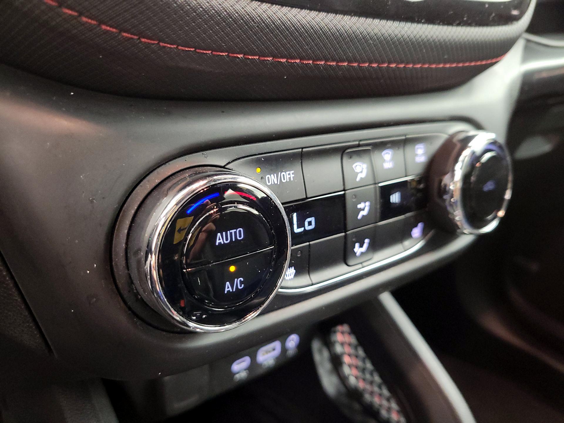 Thumbnail: 2021 Chevrolet TrailBlazer - 16