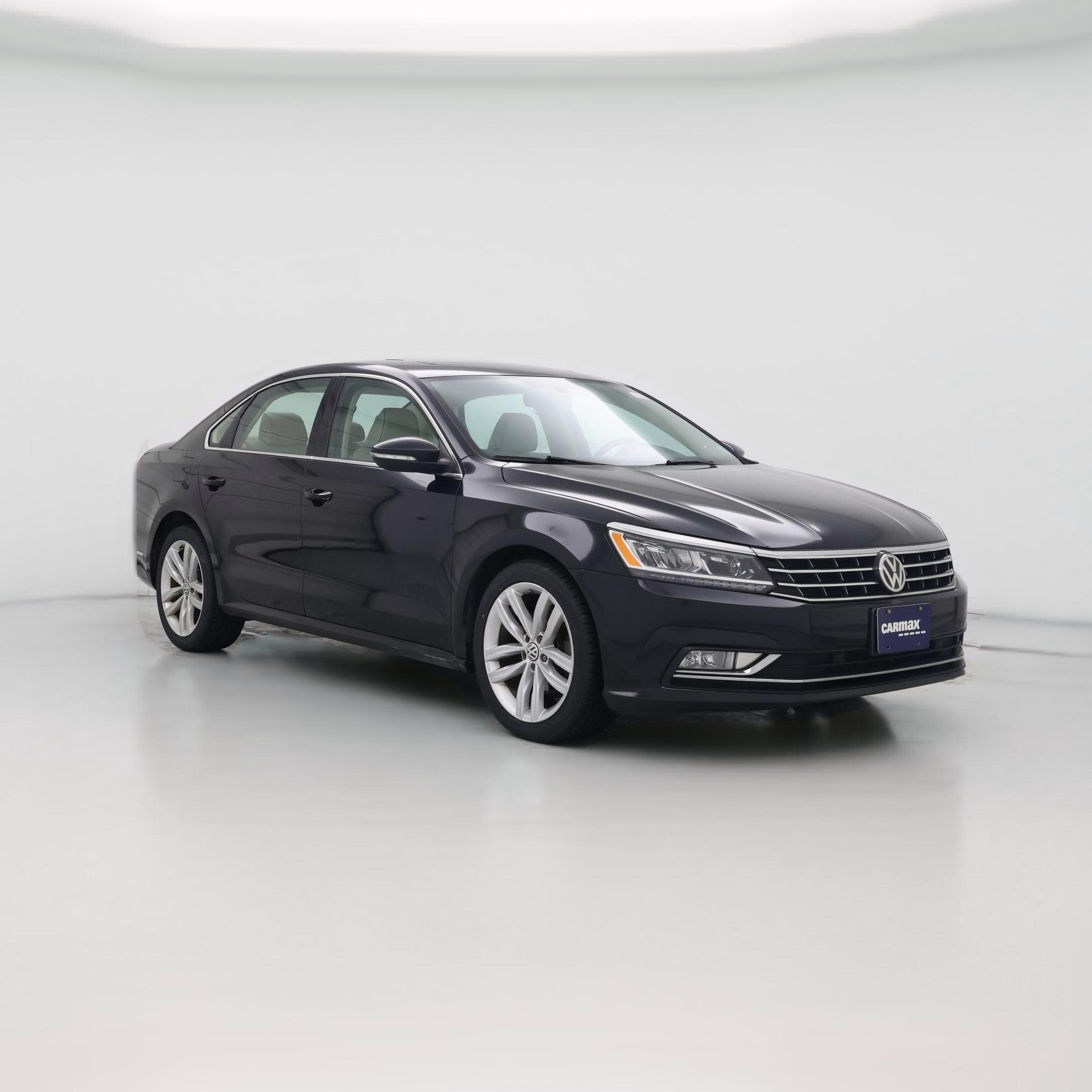 Thumbnail: 2018 Volkswagen Passat - 1