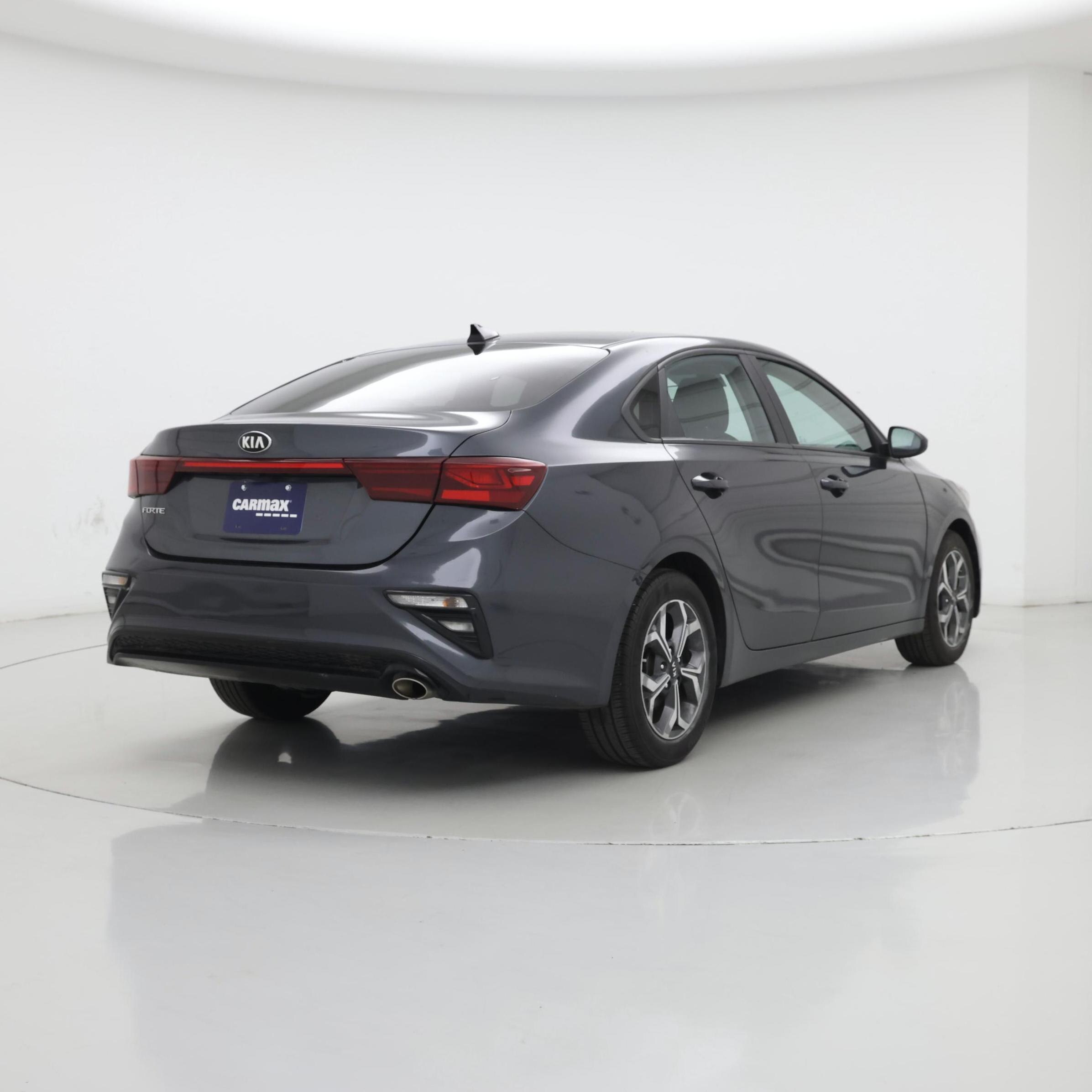 Thumbnail: 2021 Kia Forte - 8