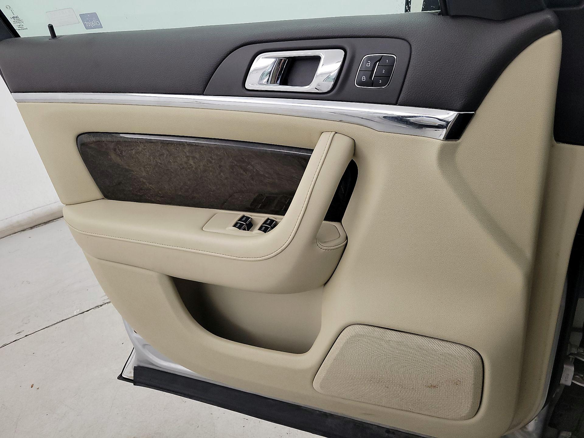 Thumbnail: 2014 Lincoln MKS - 12