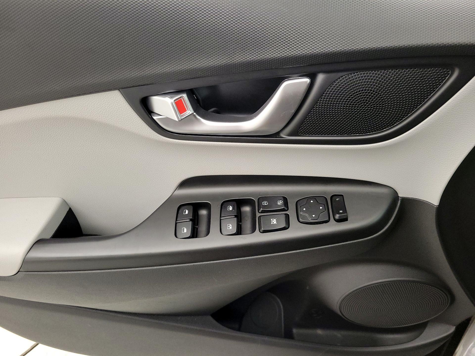 Thumbnail: 2022 Hyundai Kona - 12