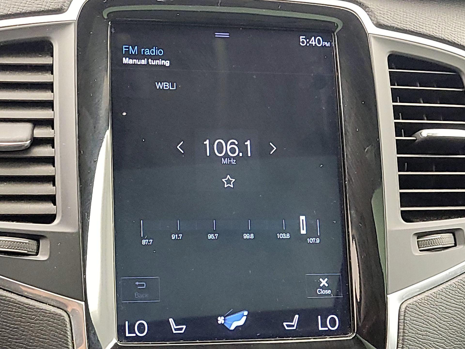 Thumbnail: 2018 Volvo XC90 - 15
