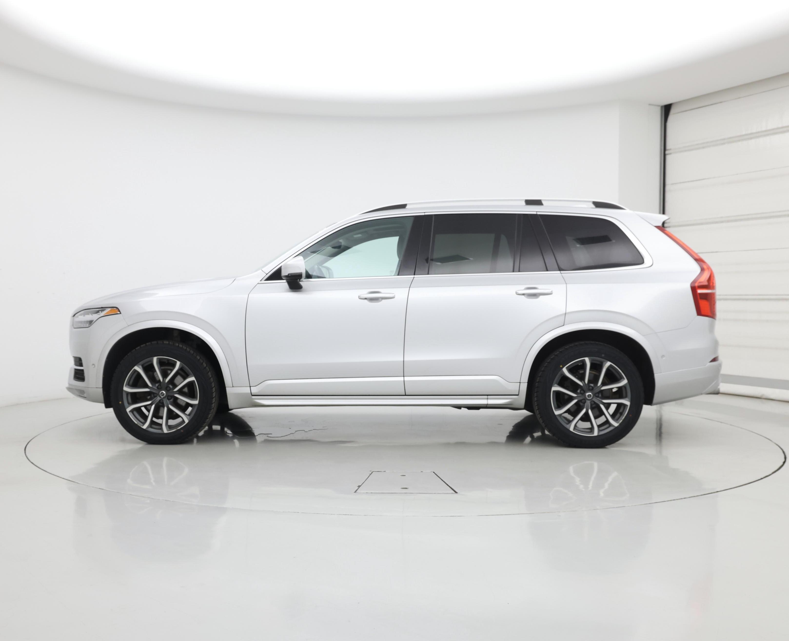 Thumbnail: 2018 Volvo XC90 - 3