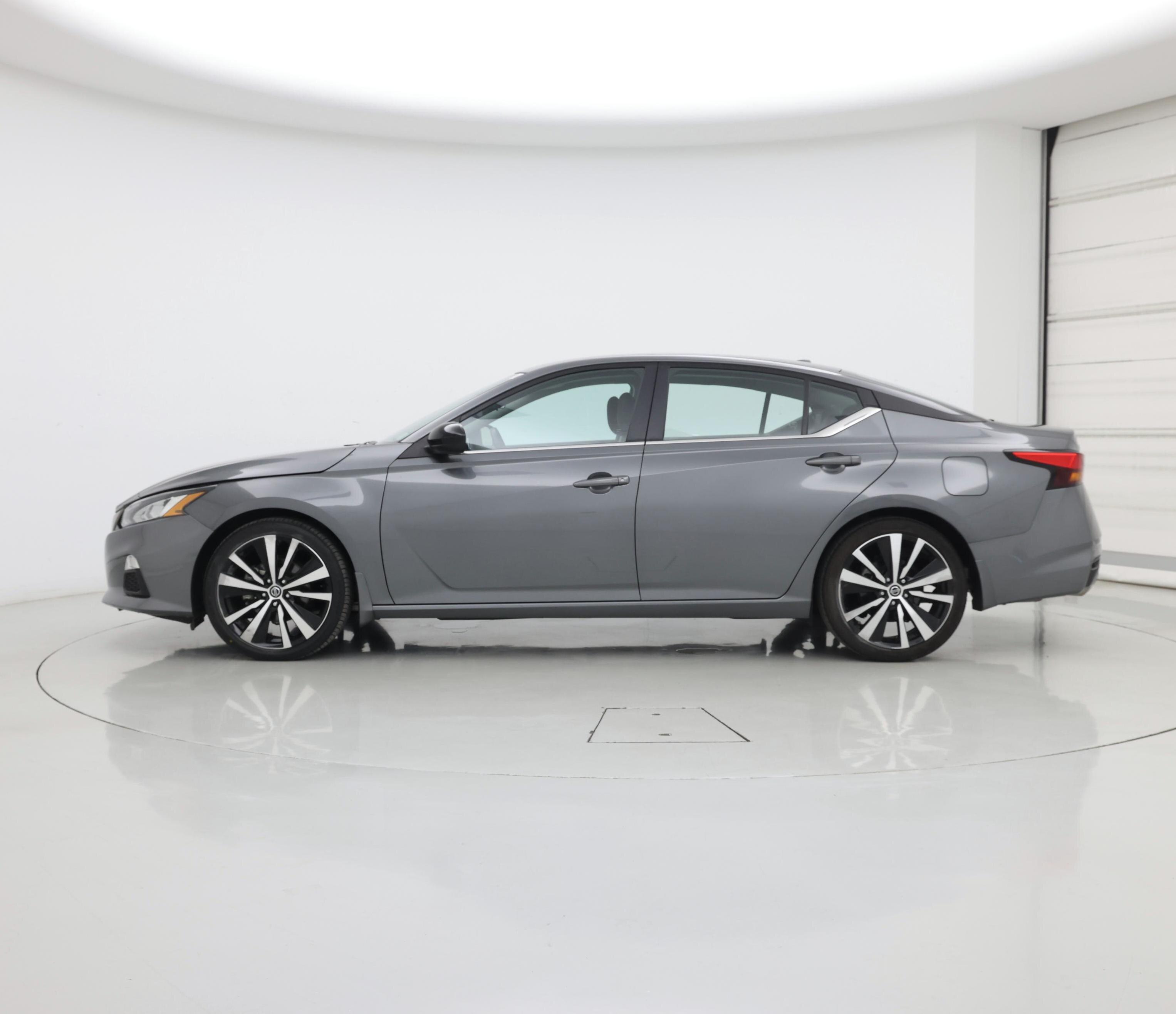 Thumbnail: 2021 Nissan Altima - 3