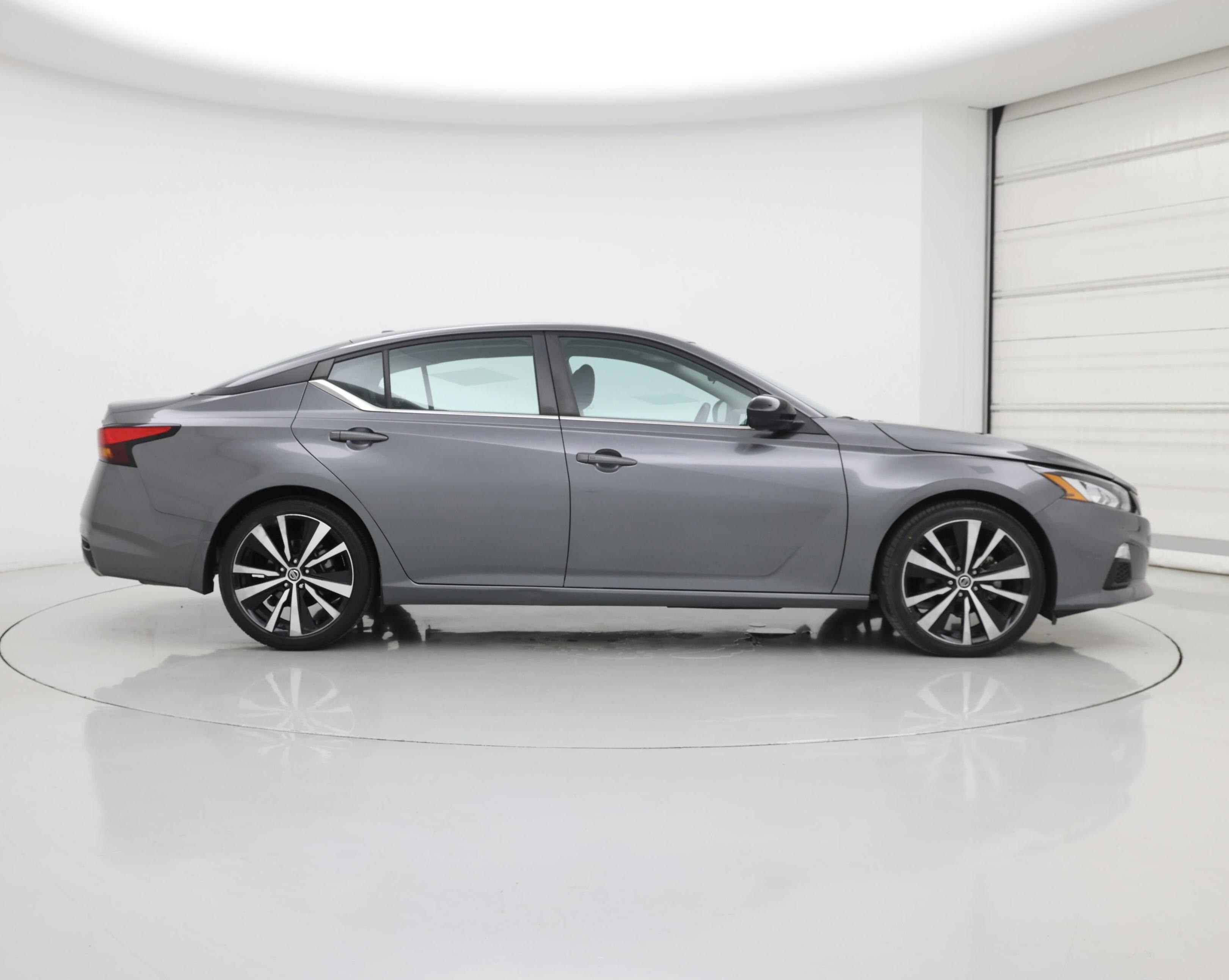 Thumbnail: 2021 Nissan Altima - 7