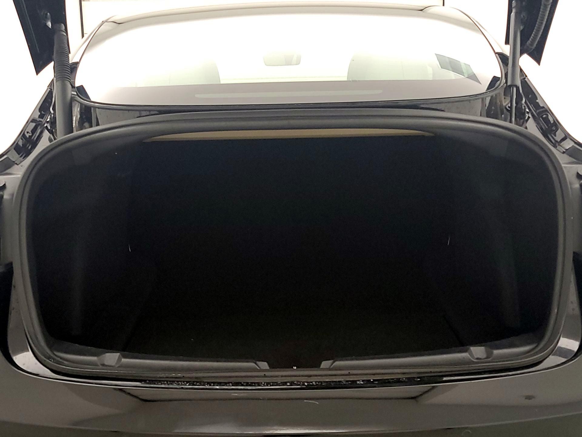 Thumbnail: 2022 Tesla Model 3 - 19