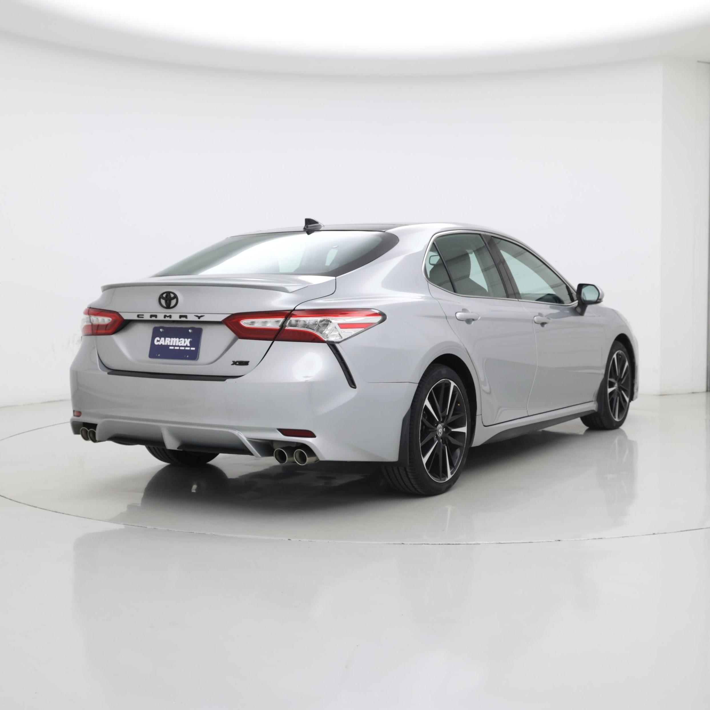 Thumbnail: 2020 Toyota Camry - 8