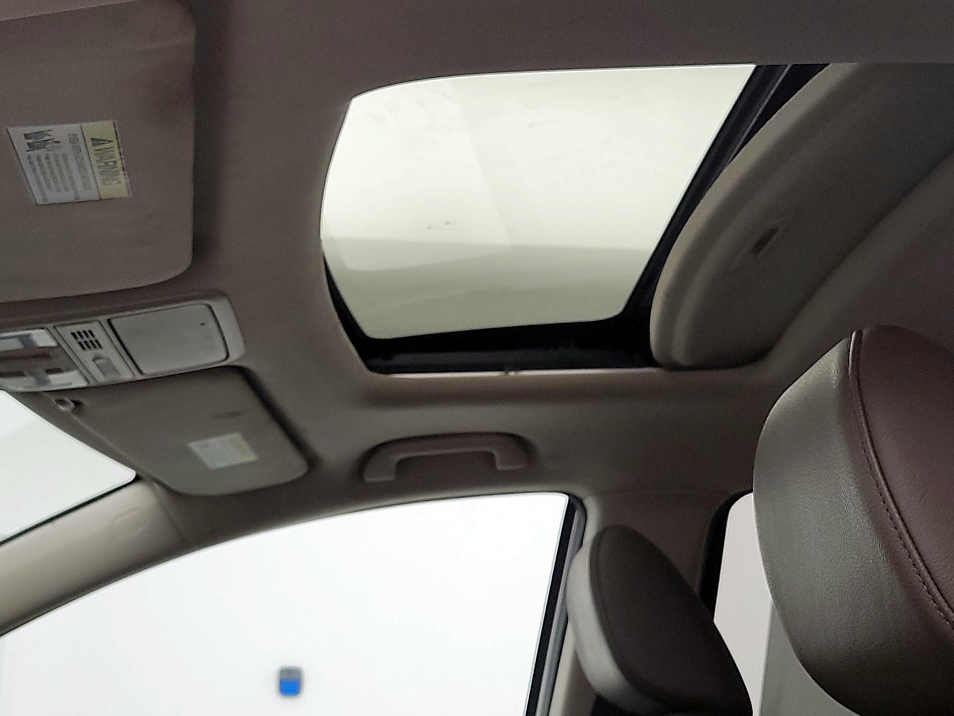 Thumbnail: 2014 Honda Odyssey - 19