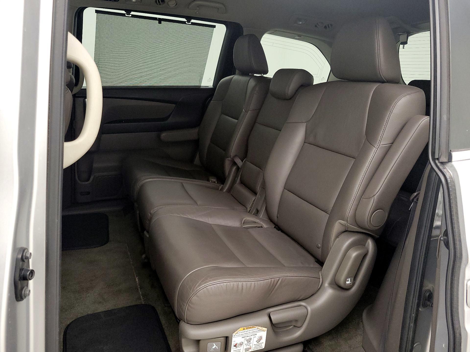 Thumbnail: 2014 Honda Odyssey - 20