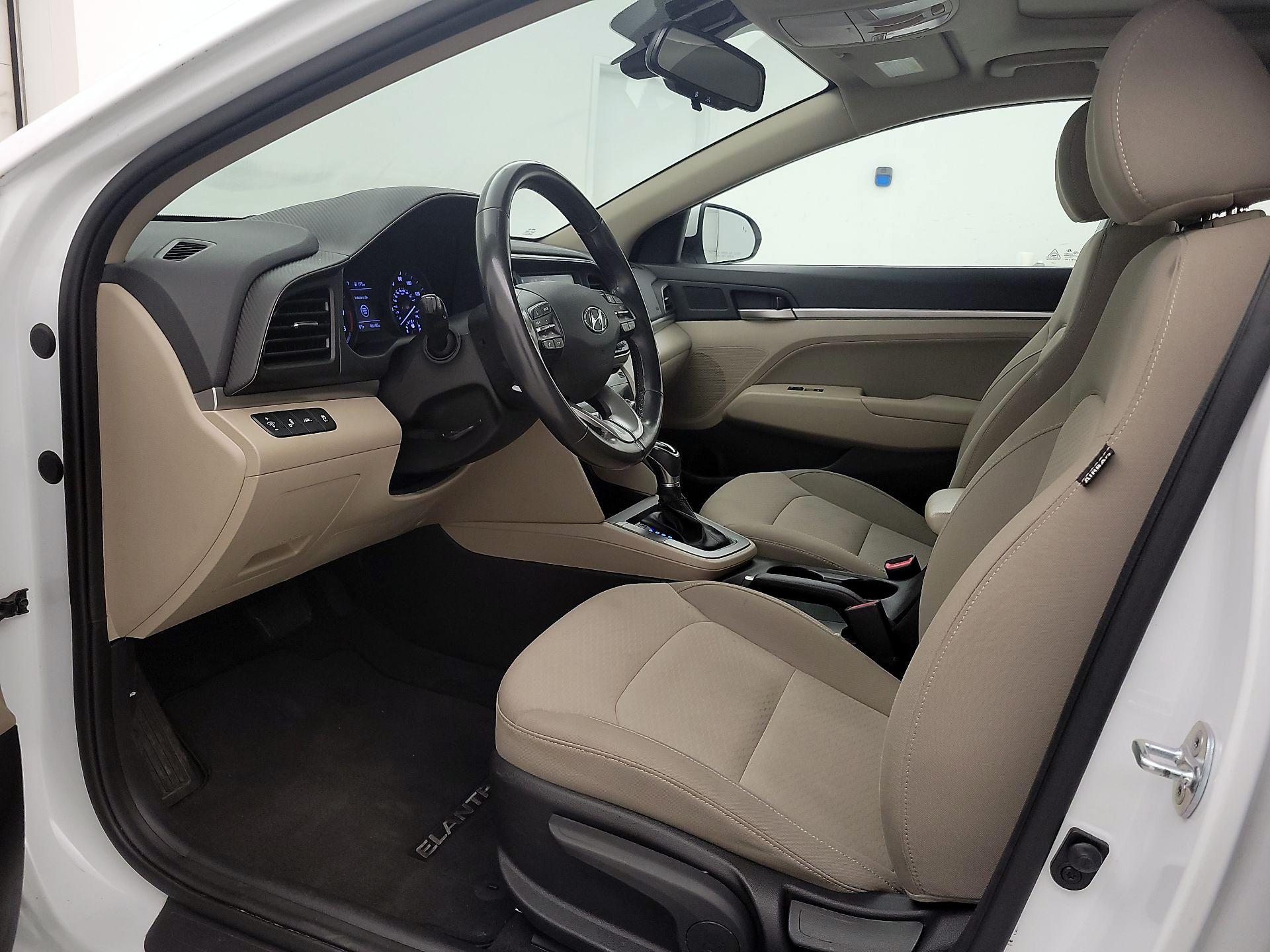 Thumbnail: 2020 Hyundai Elantra - 11