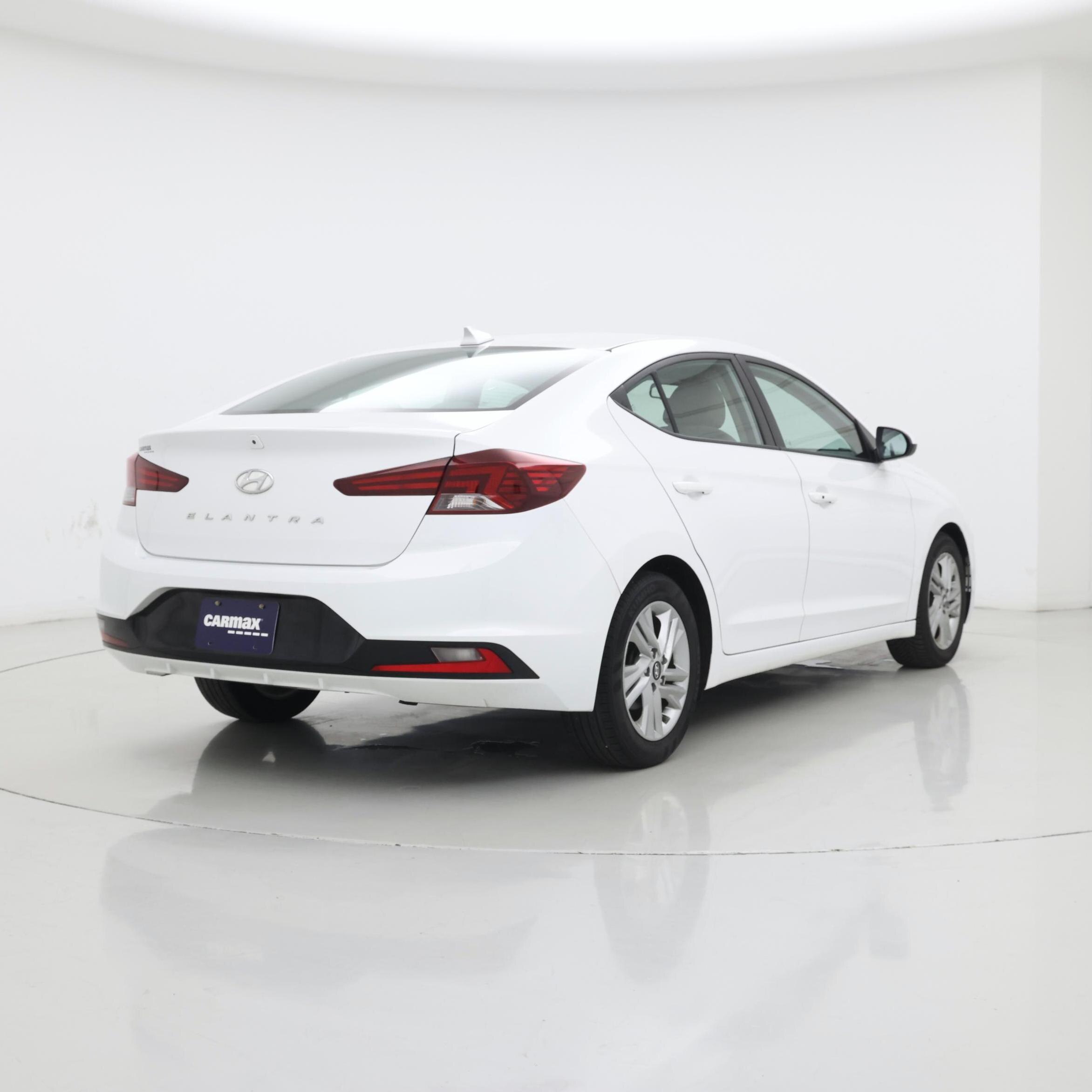 Thumbnail: 2020 Hyundai Elantra - 8