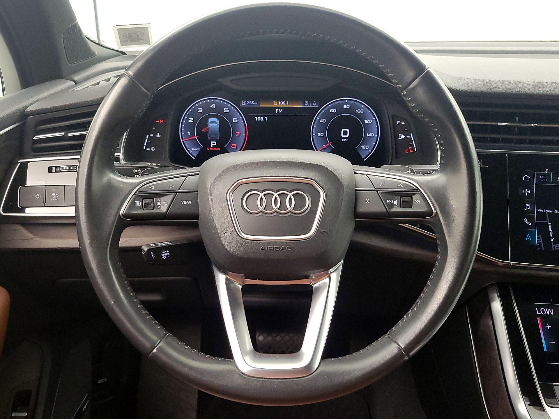Thumbnail: 2020 Audi Q7 - 10