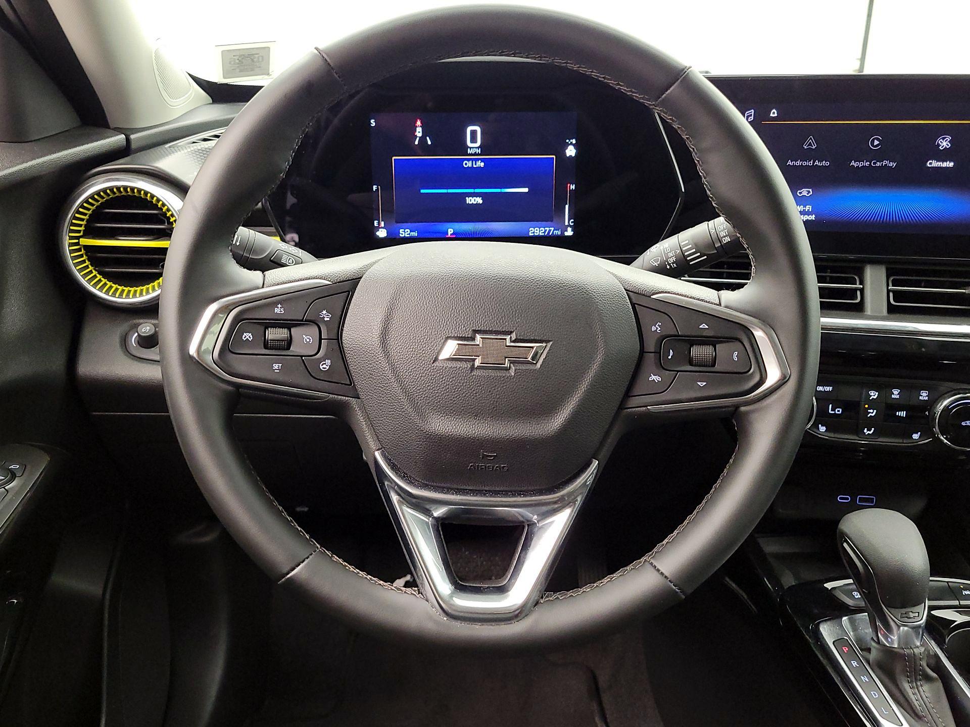 Thumbnail: 2024 Chevrolet Trax - 10