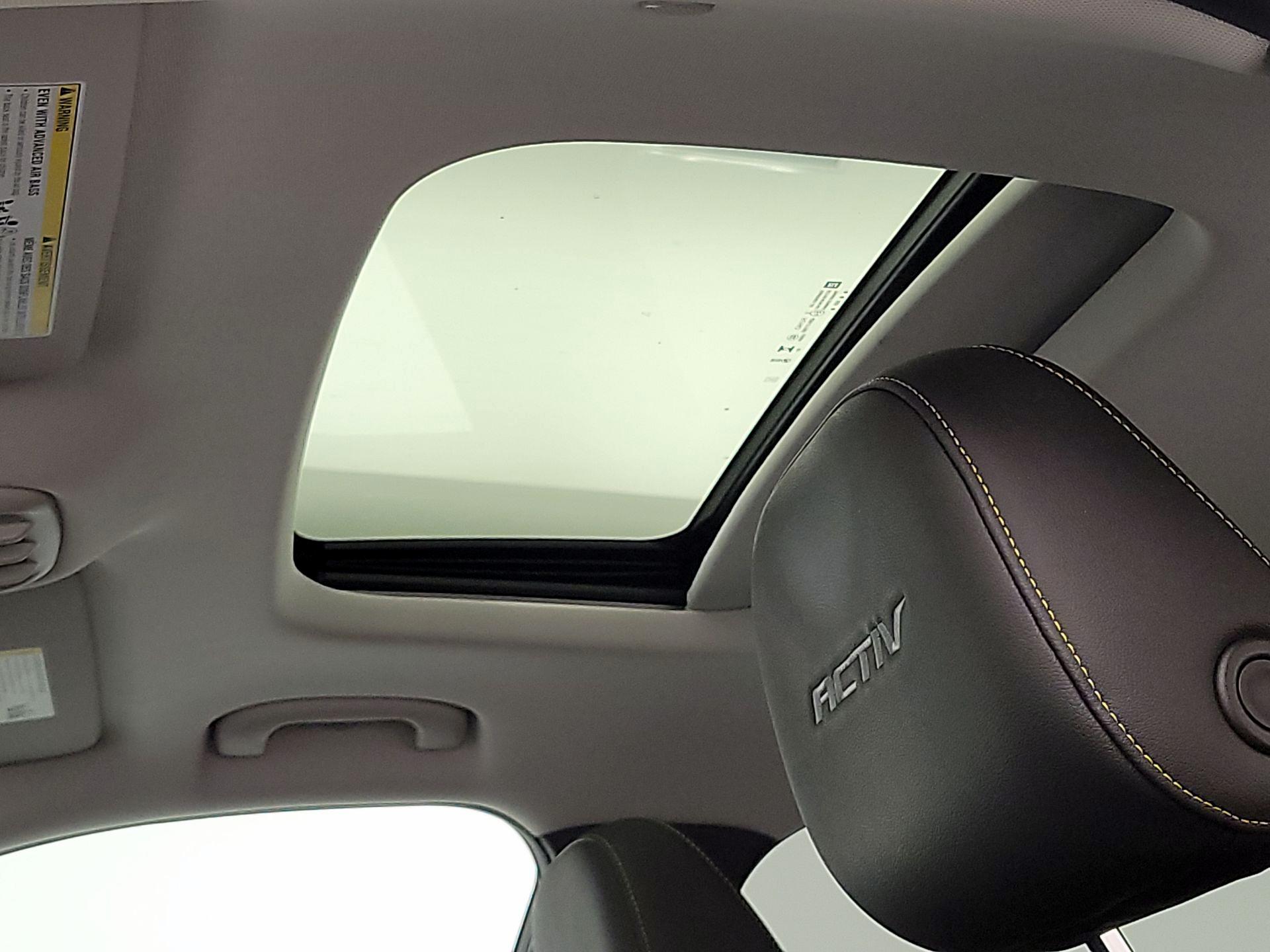 Thumbnail: 2024 Chevrolet Trax - 19