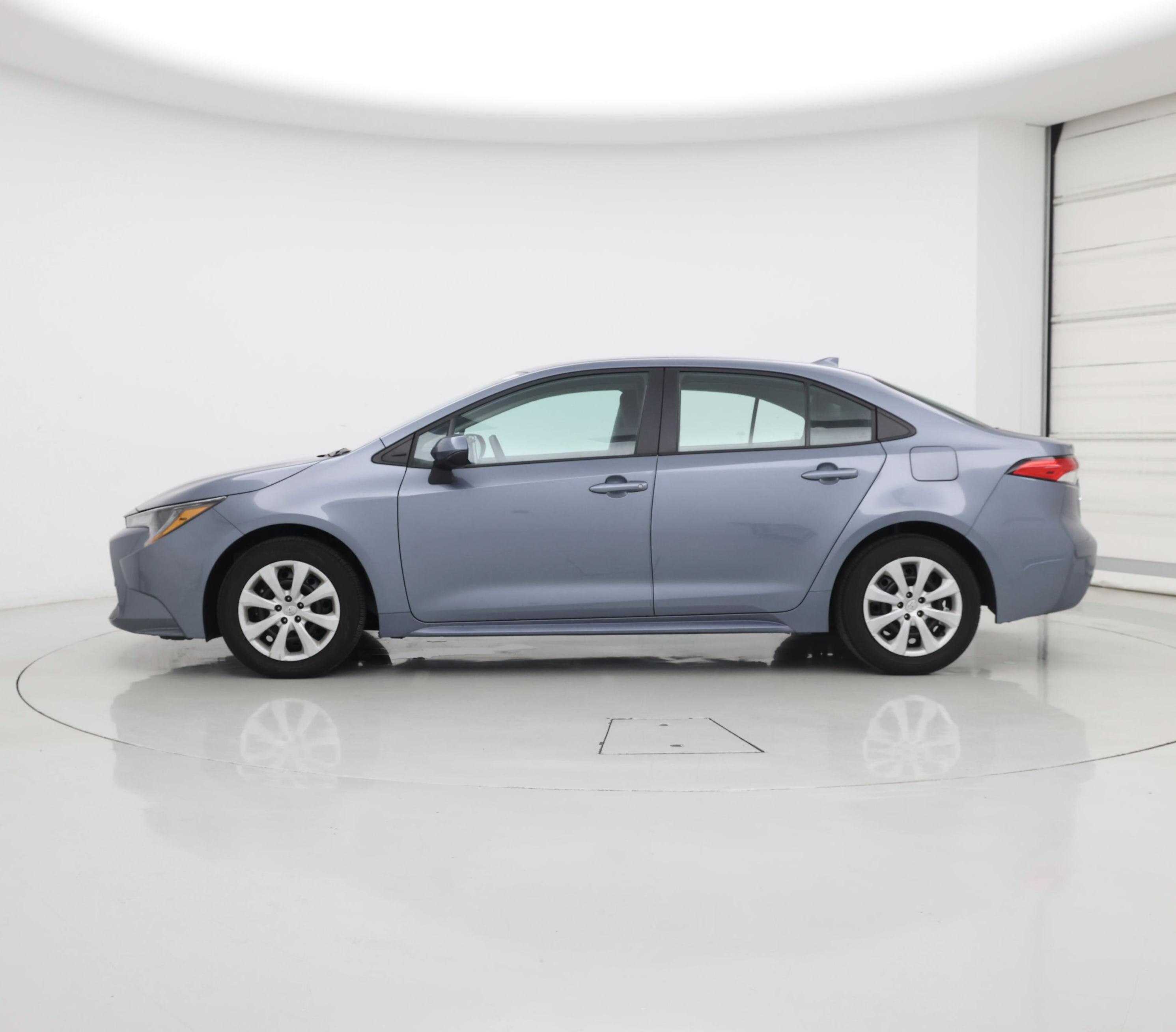 Thumbnail: 2021 Toyota Corolla - 3