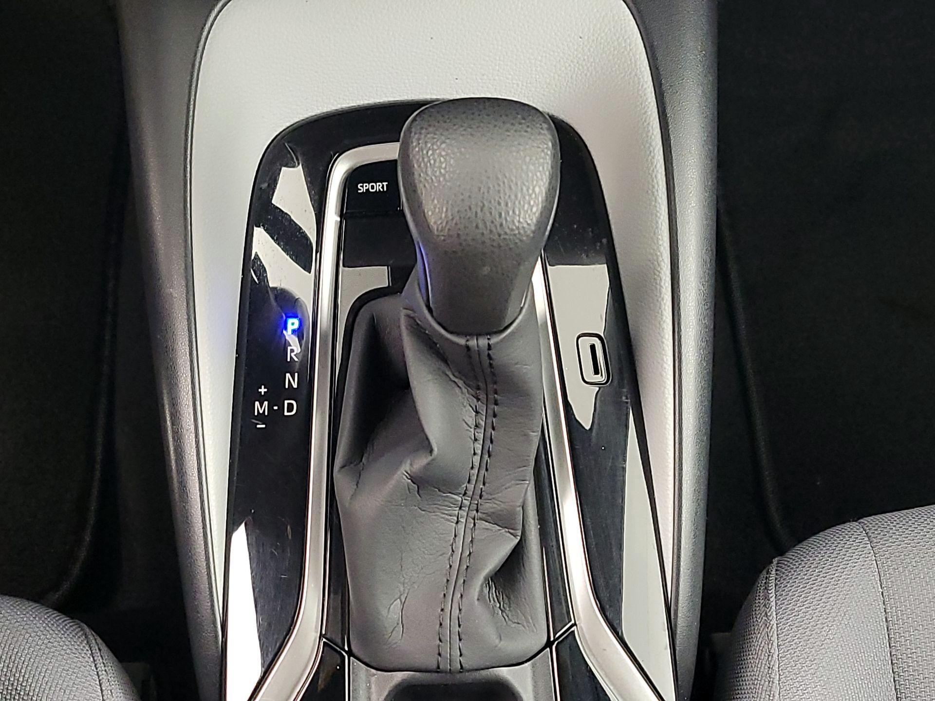 Thumbnail: 2021 Toyota Corolla - 17