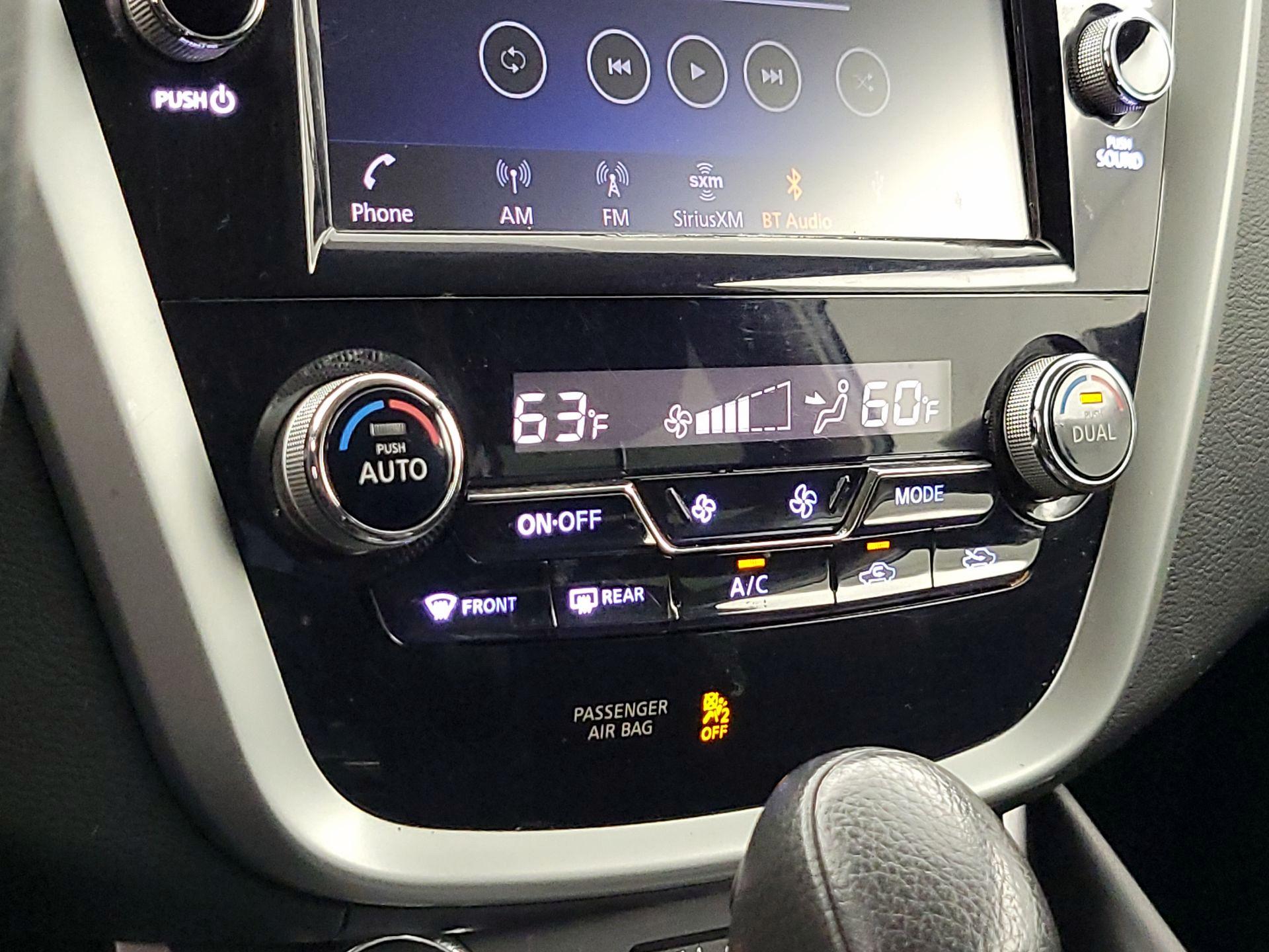 Thumbnail: 2019 Nissan Murano - 16