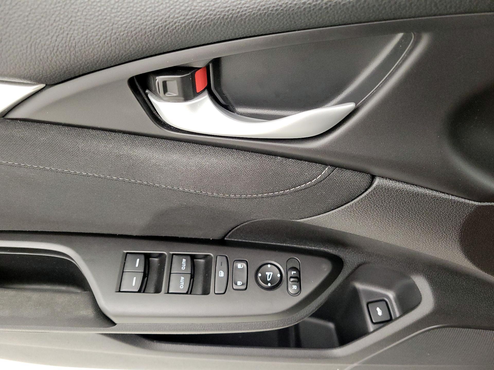 Thumbnail: 2019 Honda Civic - 12