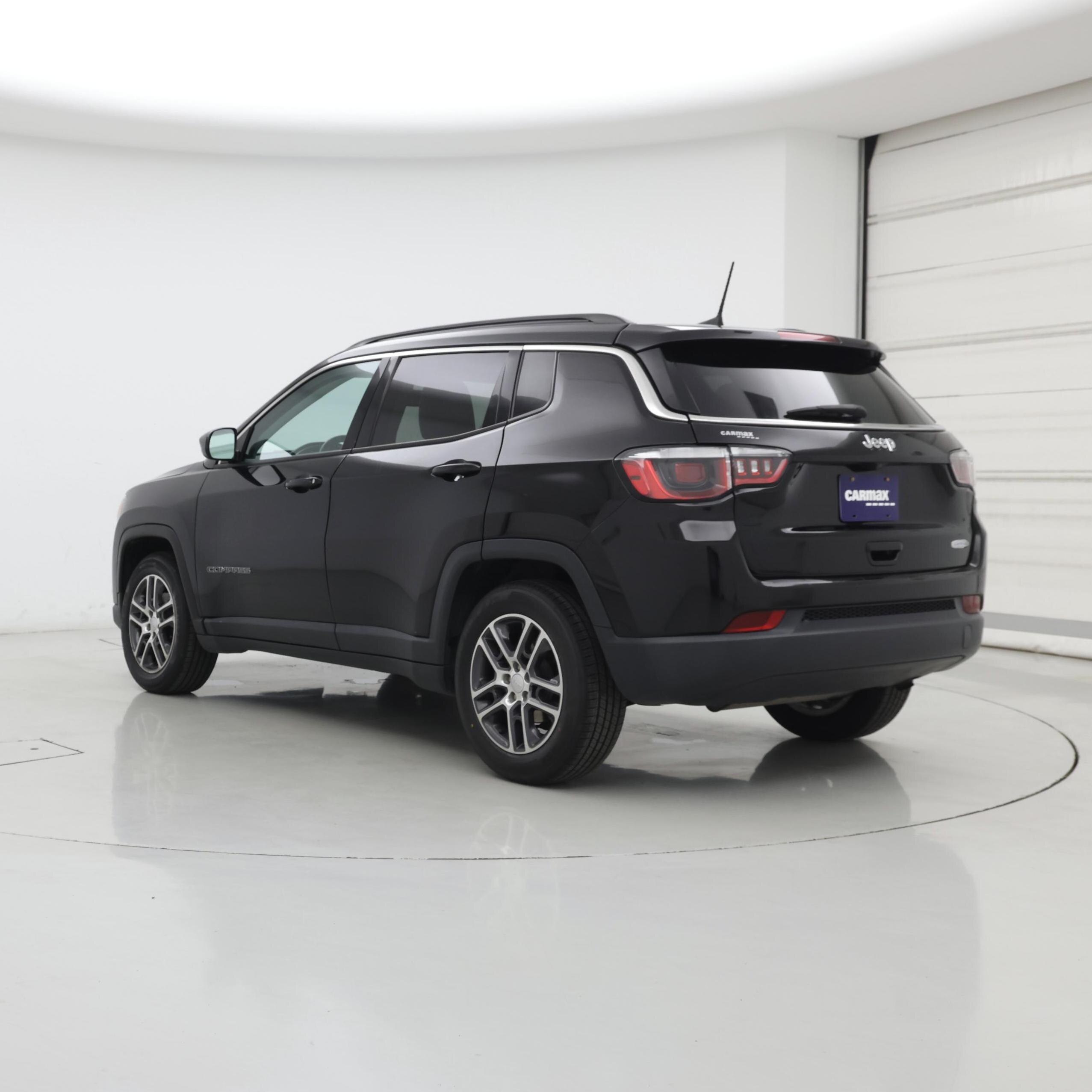 Thumbnail: 2019 Jeep Compass - 2
