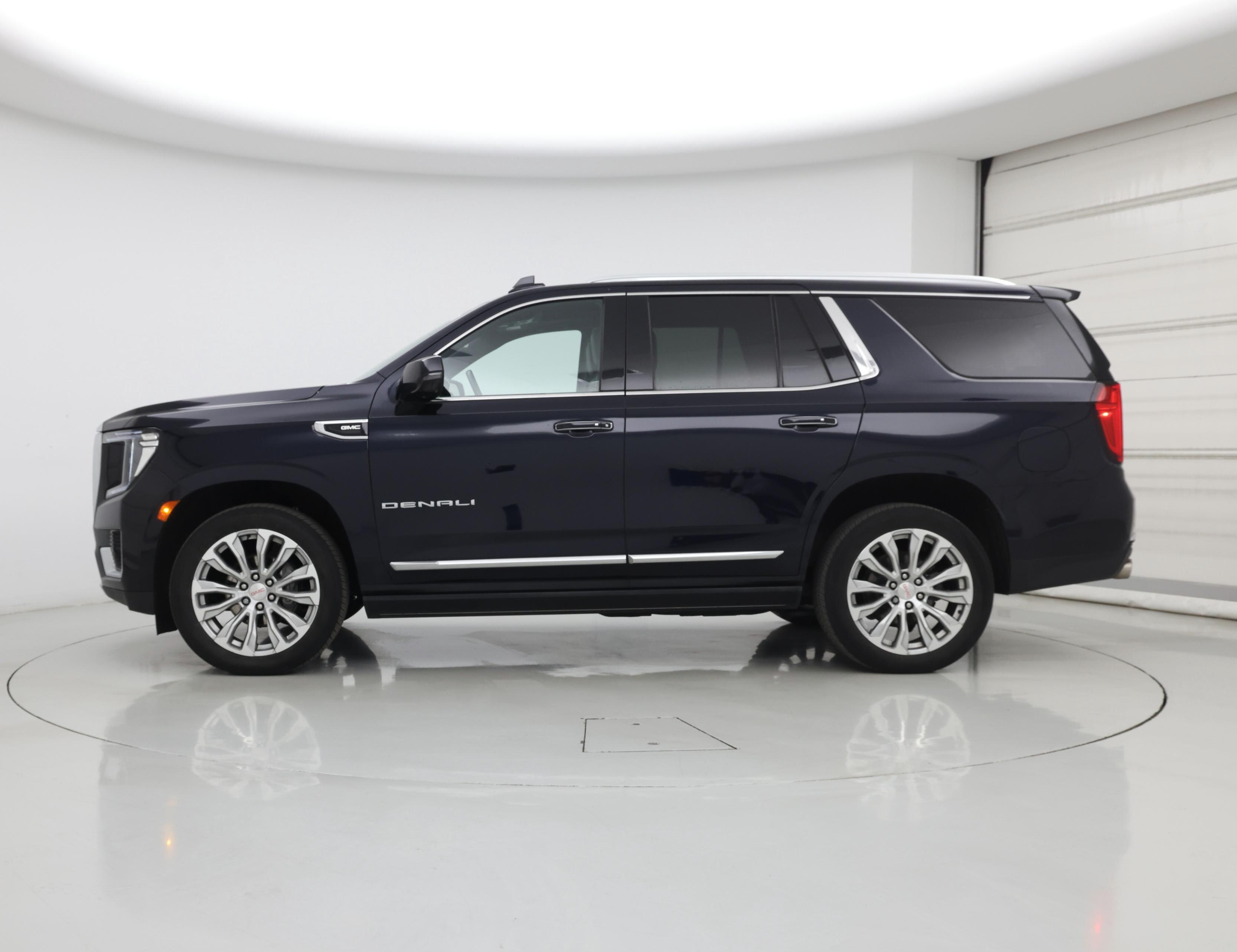 Thumbnail: 2022 GMC Yukon - 3