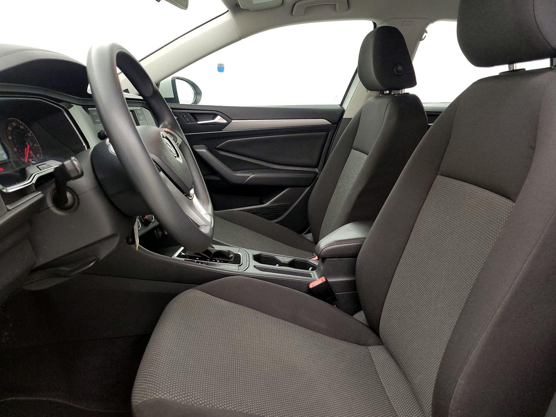 Thumbnail: 2019 Volkswagen Jetta - 11
