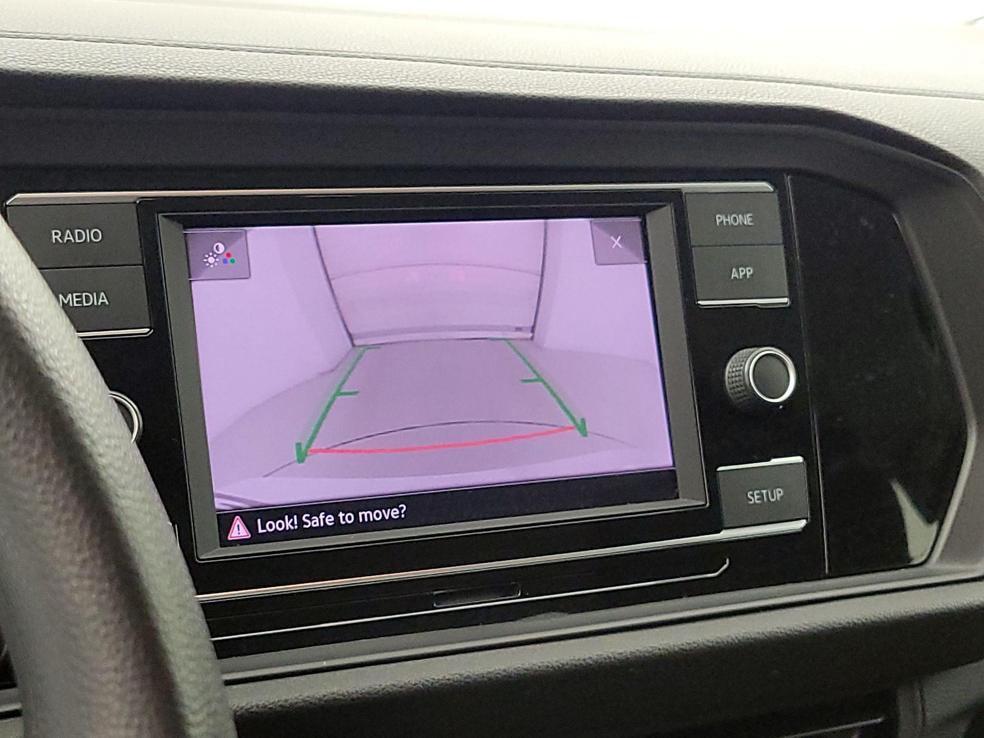 Thumbnail: 2019 Volkswagen Jetta - 14