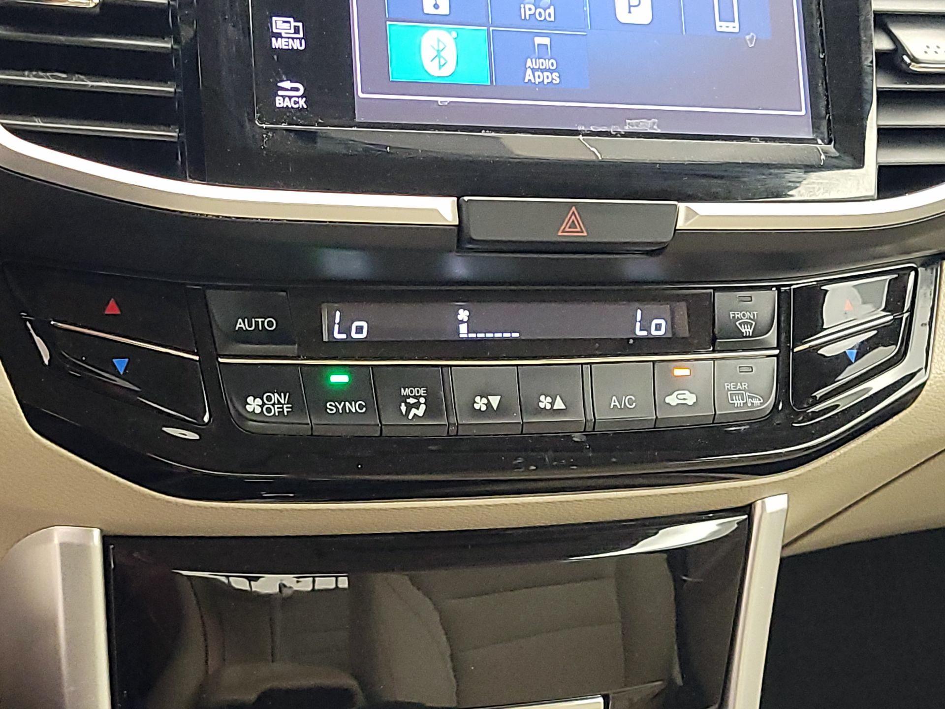 Thumbnail: 2017 Honda Accord - 16