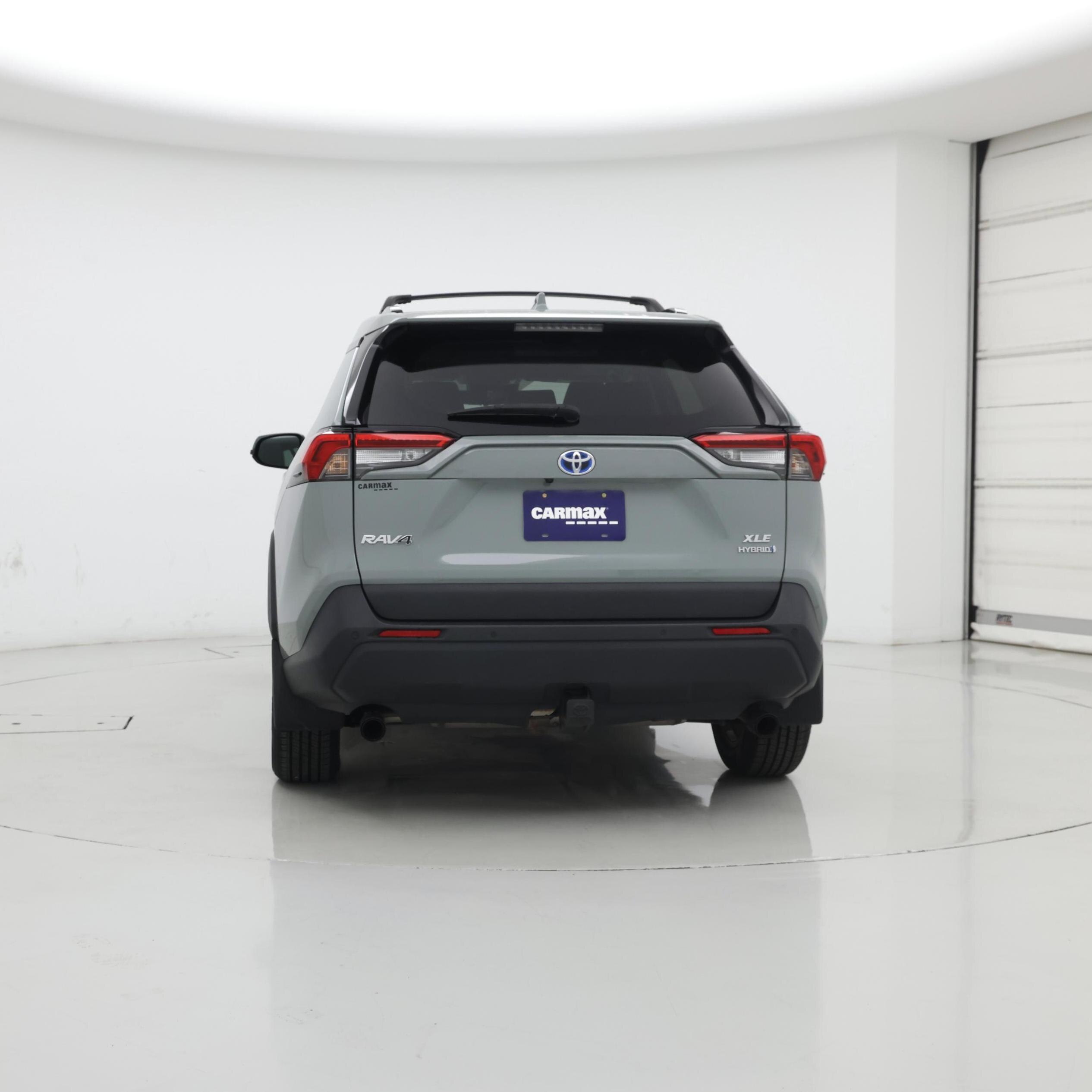 Thumbnail: 2021 Toyota RAV4 - 6