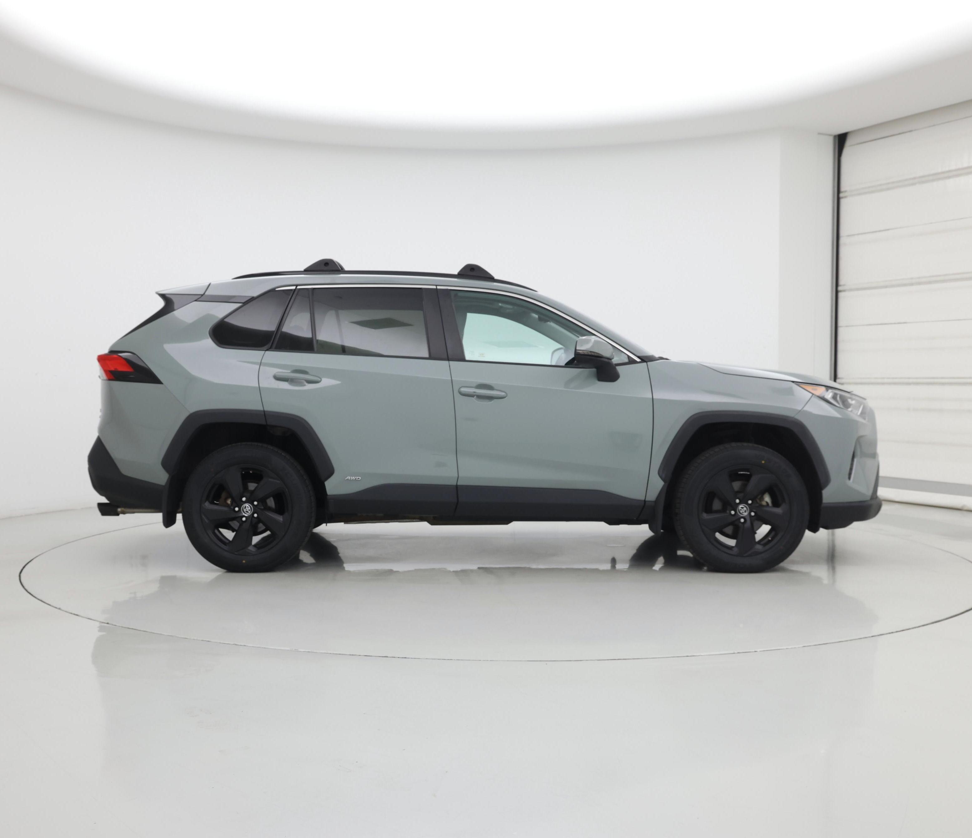Thumbnail: 2021 Toyota RAV4 - 7