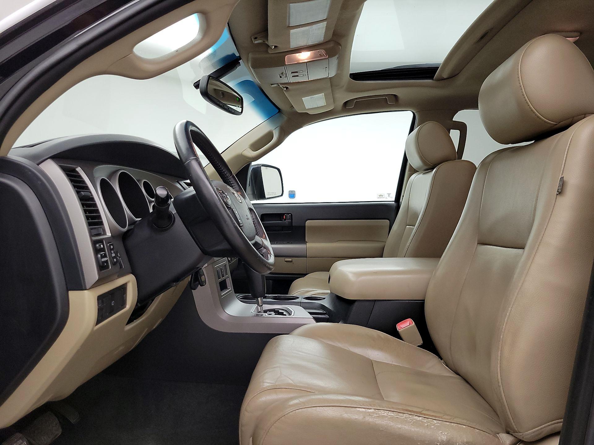 Thumbnail: 2013 Toyota Sequoia - 11