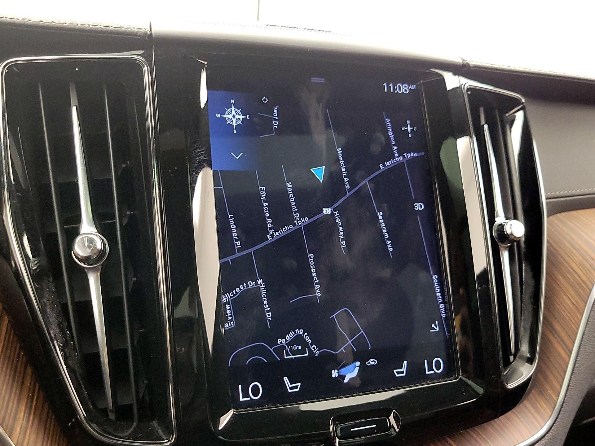 Thumbnail: 2019 Volvo XC60 - 14