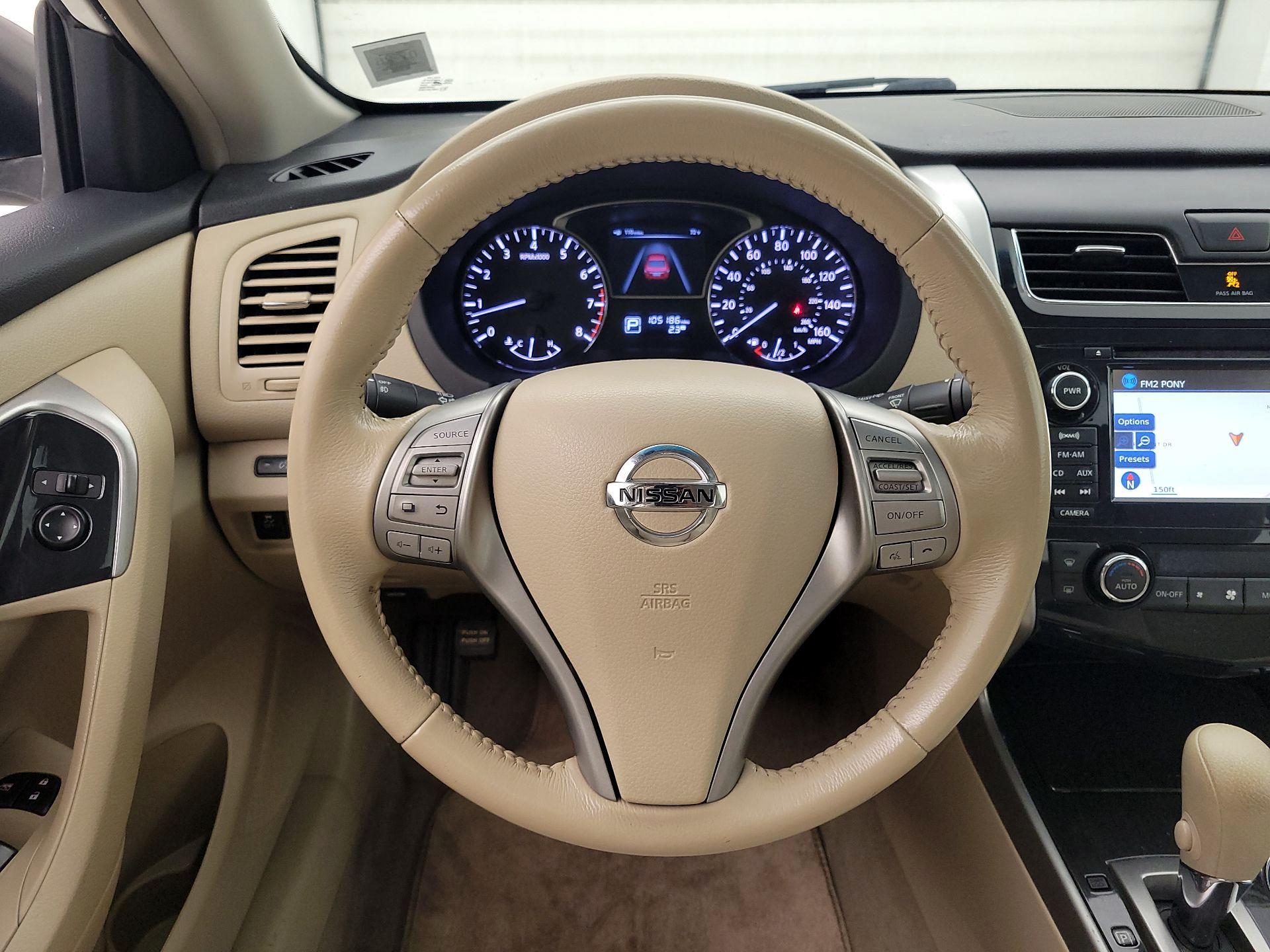 Thumbnail: 2013 Nissan Altima - 10