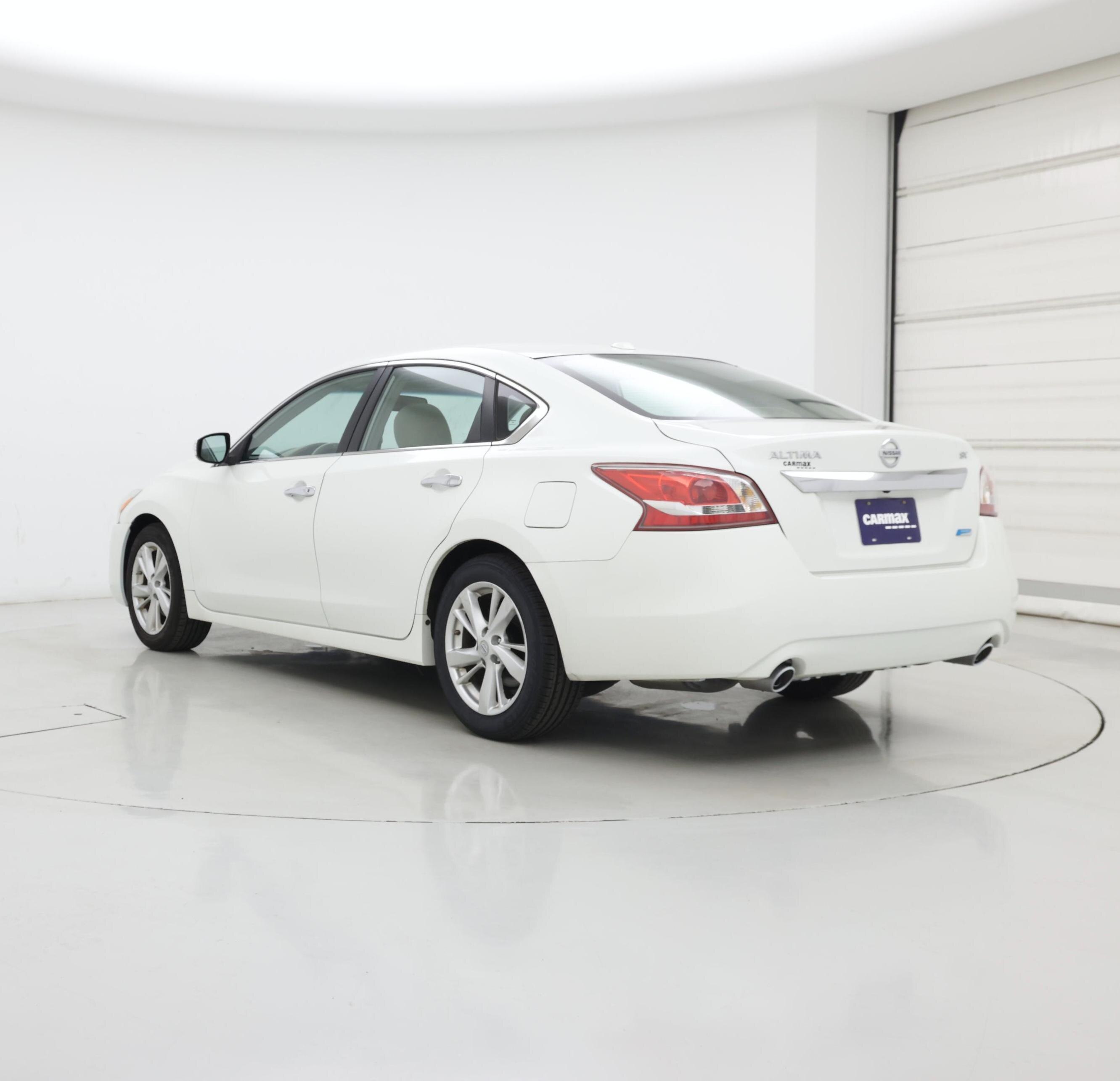 Thumbnail: 2013 Nissan Altima - 2
