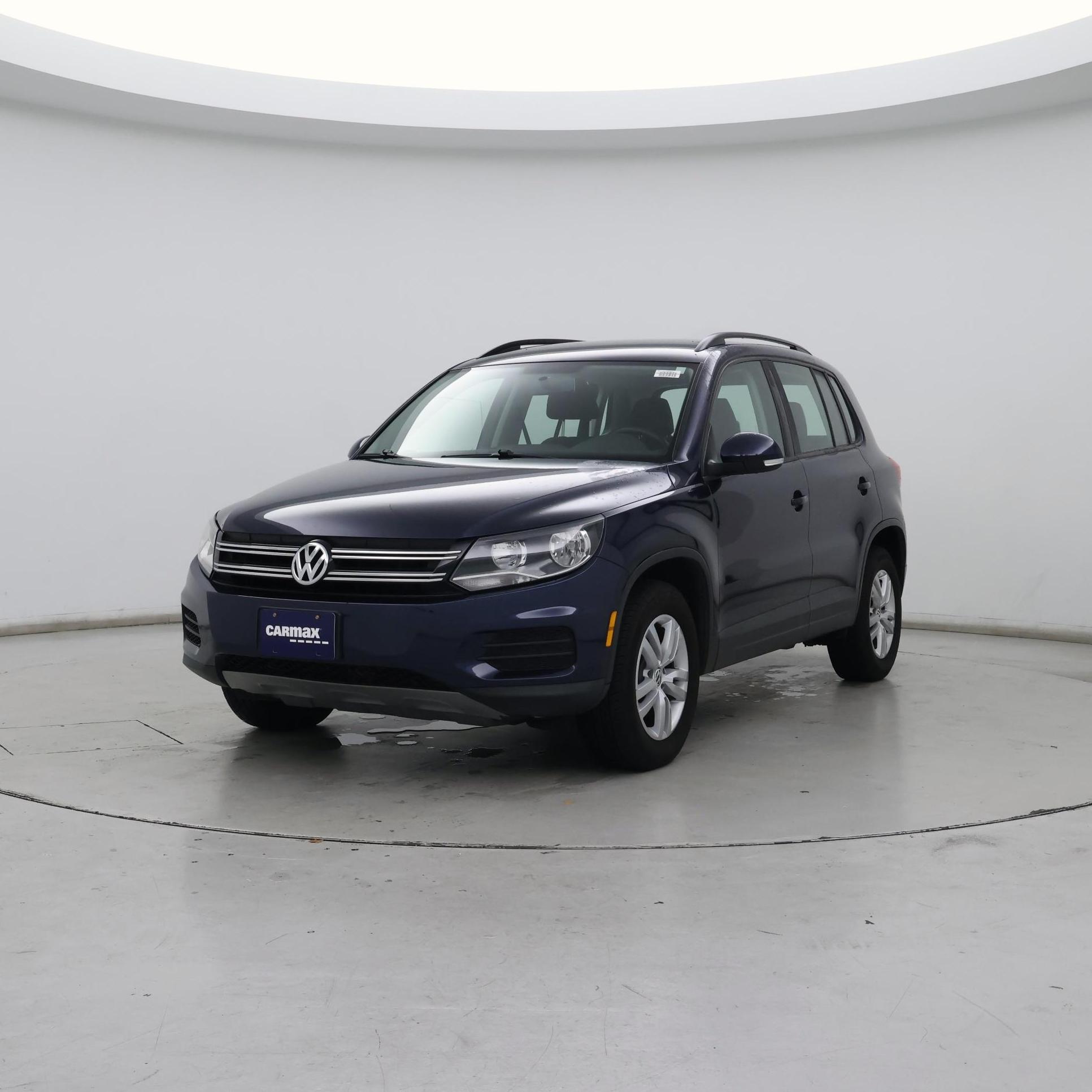 Thumbnail: 2015 Volkswagen Tiguan - 4