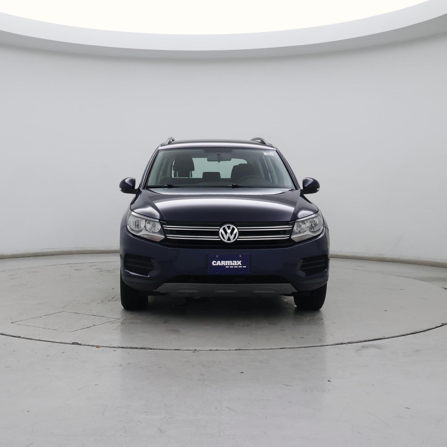 Thumbnail: 2015 Volkswagen Tiguan - 5