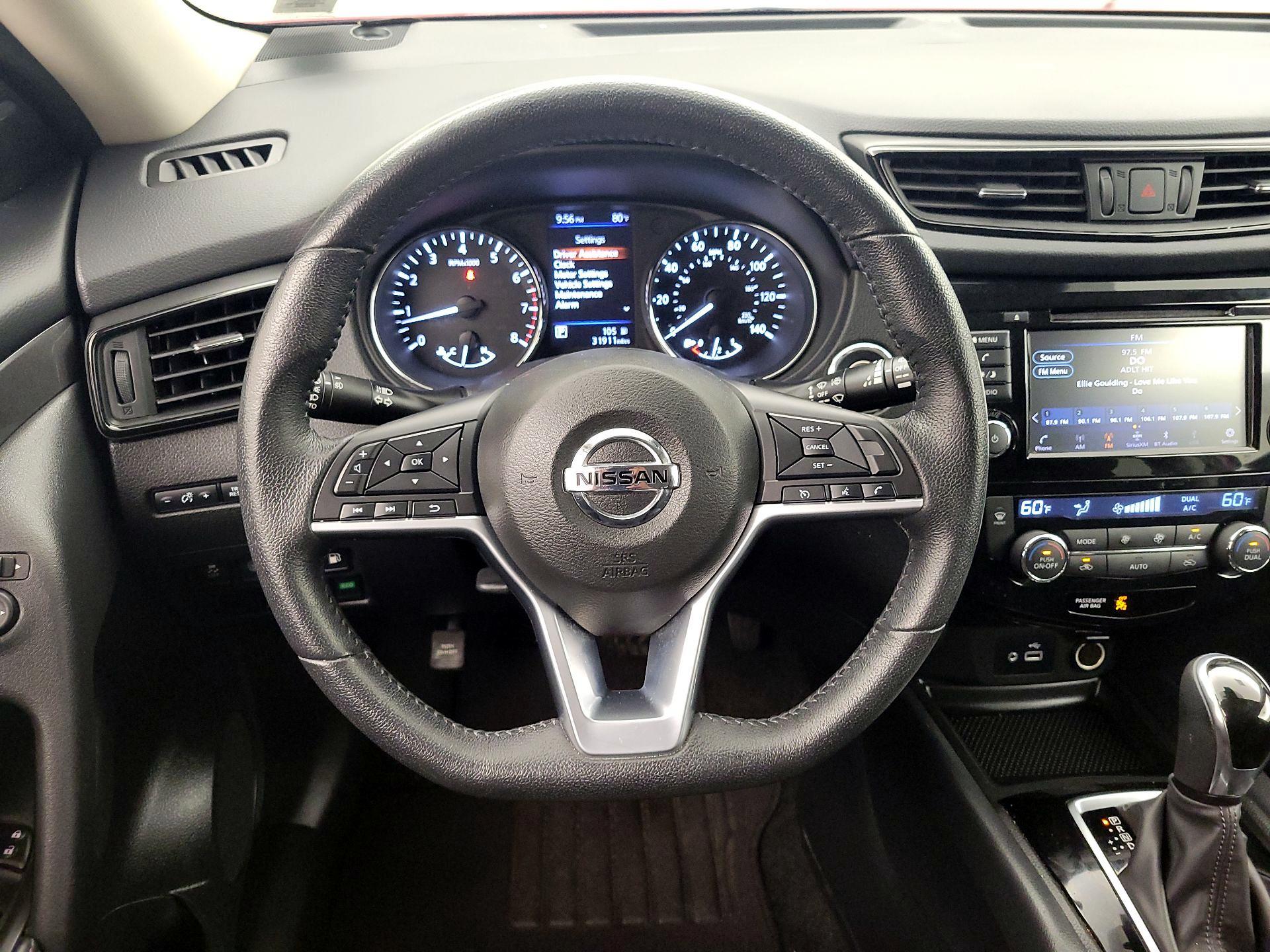 Thumbnail: 2019 Nissan Rogue - 10
