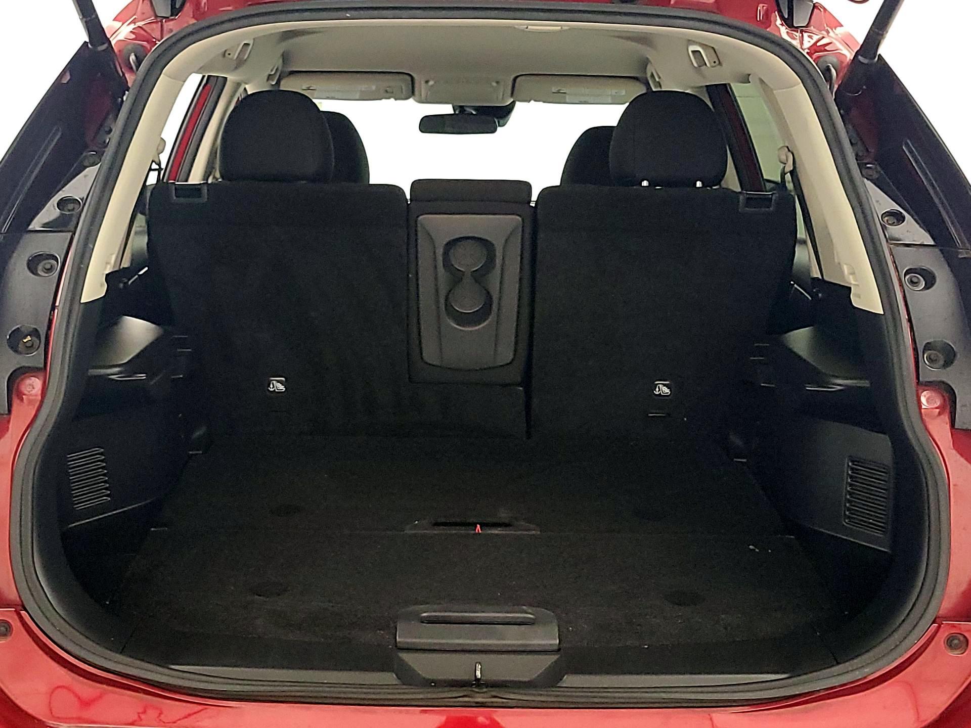 Thumbnail: 2019 Nissan Rogue - 20