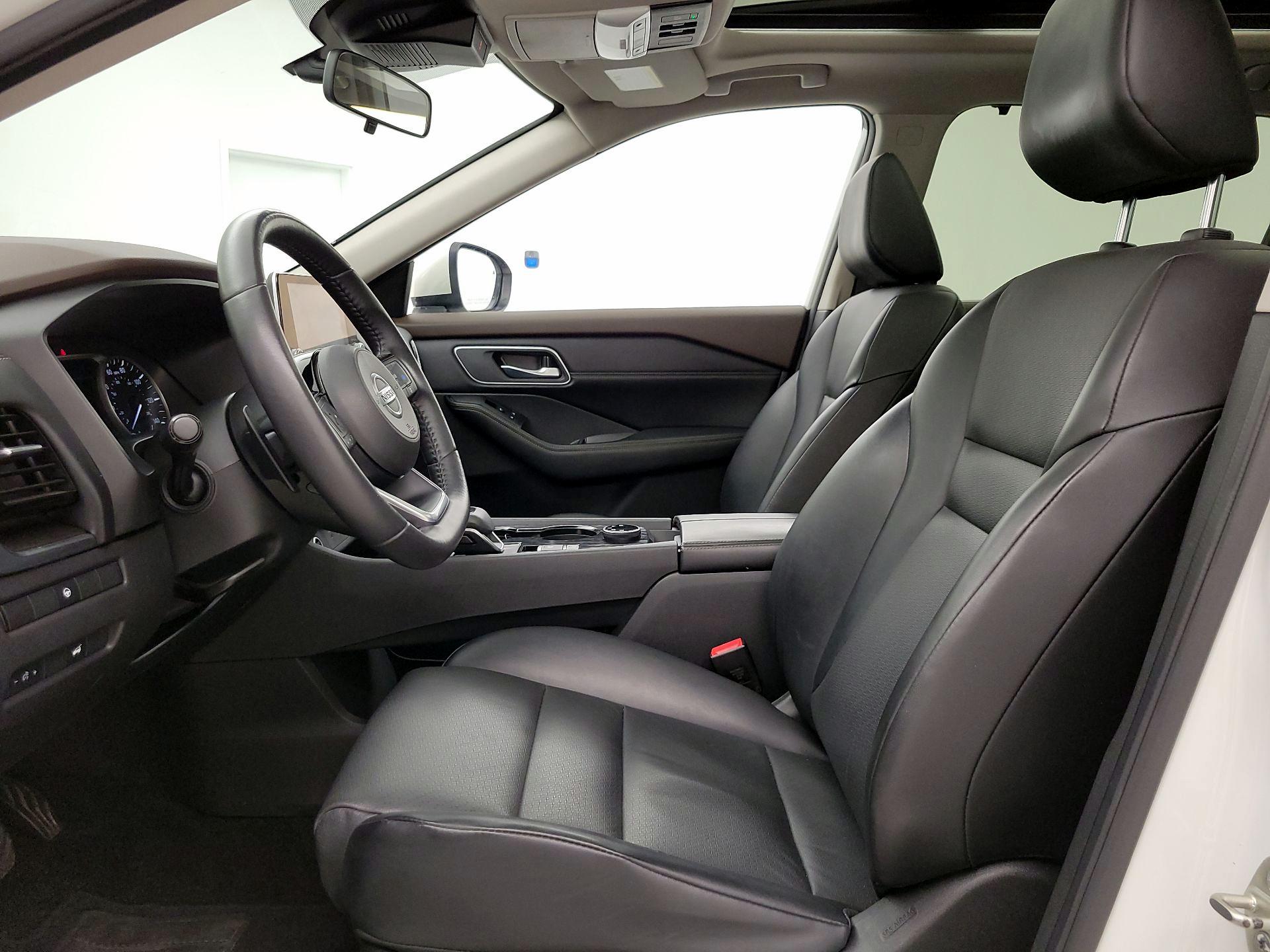 Thumbnail: 2021 Nissan Rogue - 11