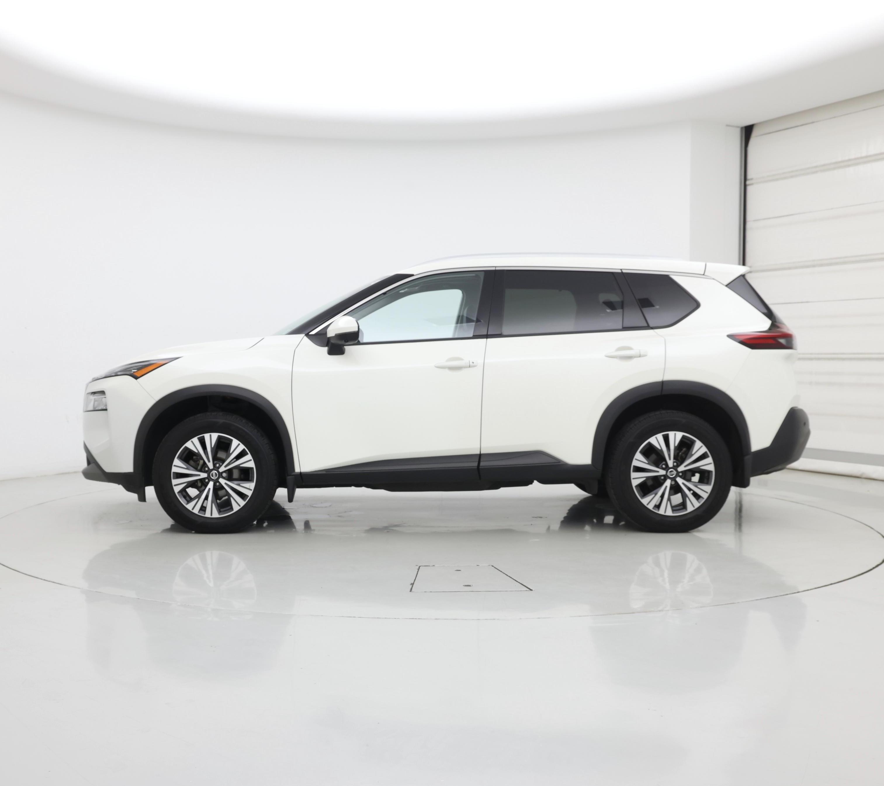 Thumbnail: 2021 Nissan Rogue - 3