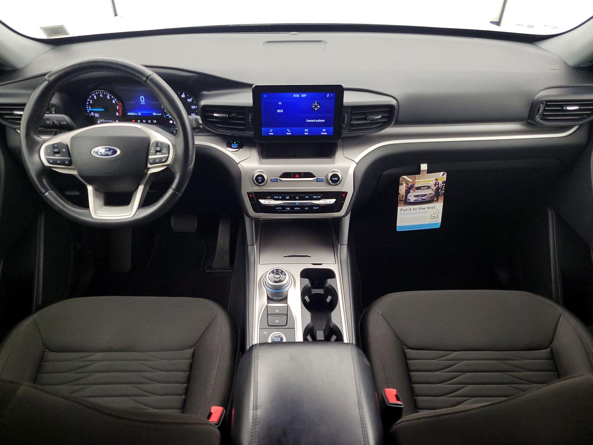 Thumbnail: 2021 Ford Explorer - 9