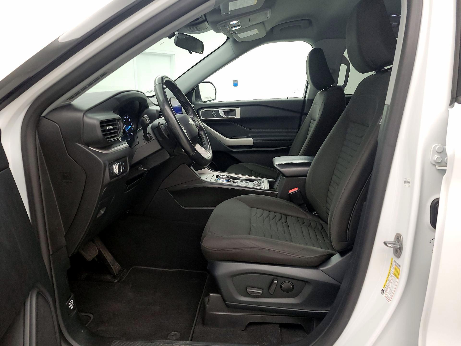 Thumbnail: 2021 Ford Explorer - 11