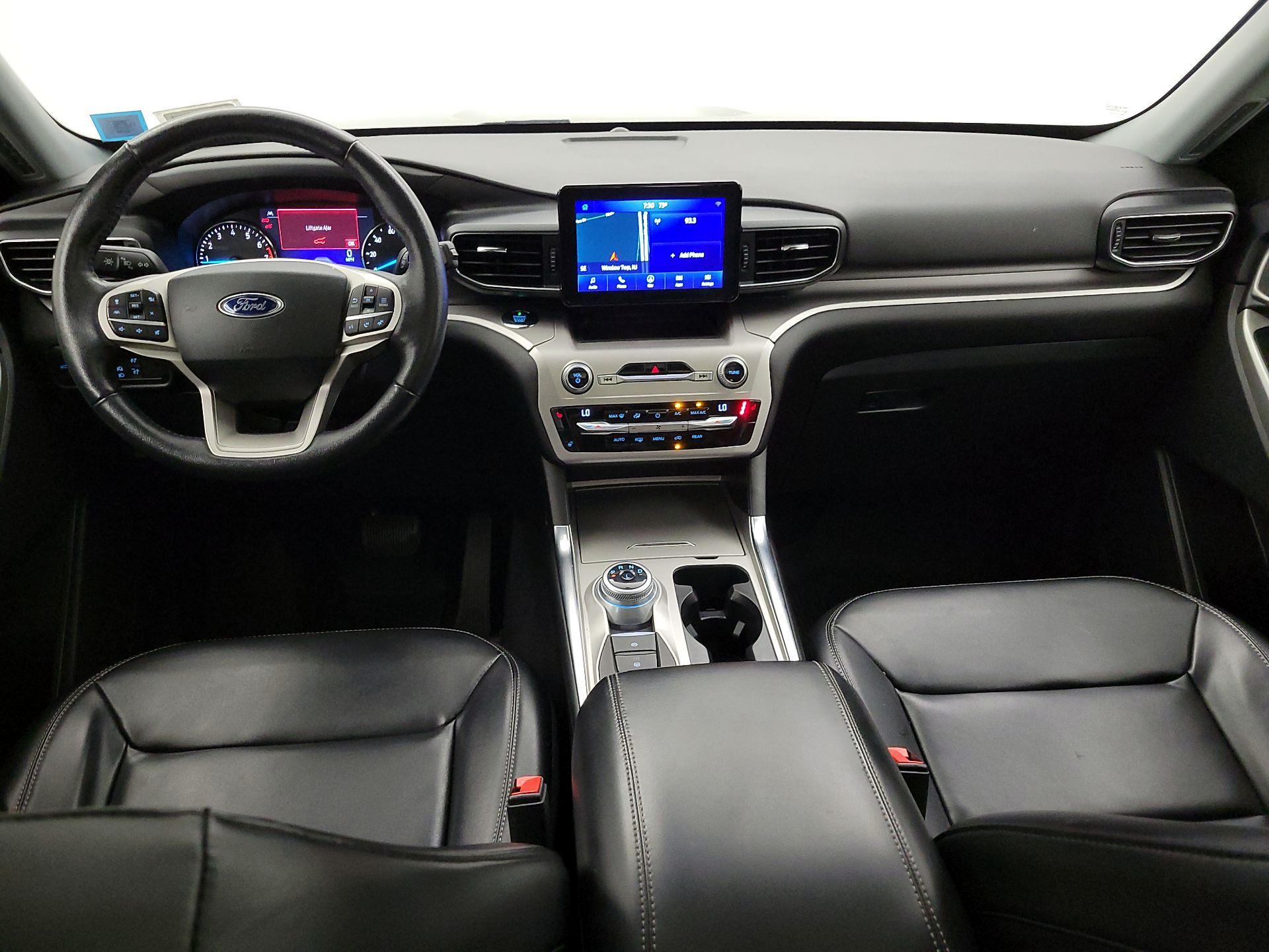 Thumbnail: 2021 Ford Explorer - 9
