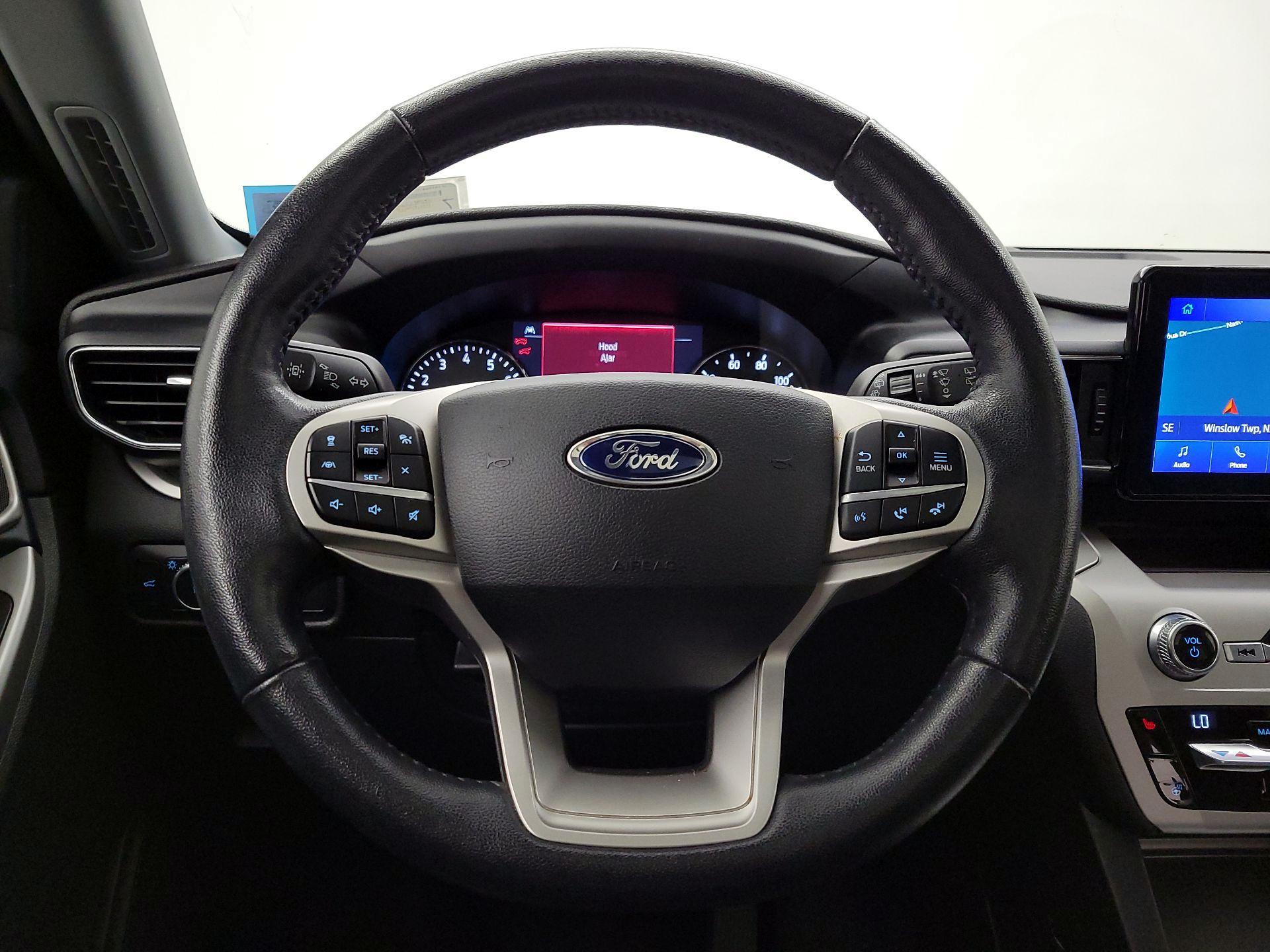 Thumbnail: 2021 Ford Explorer - 10
