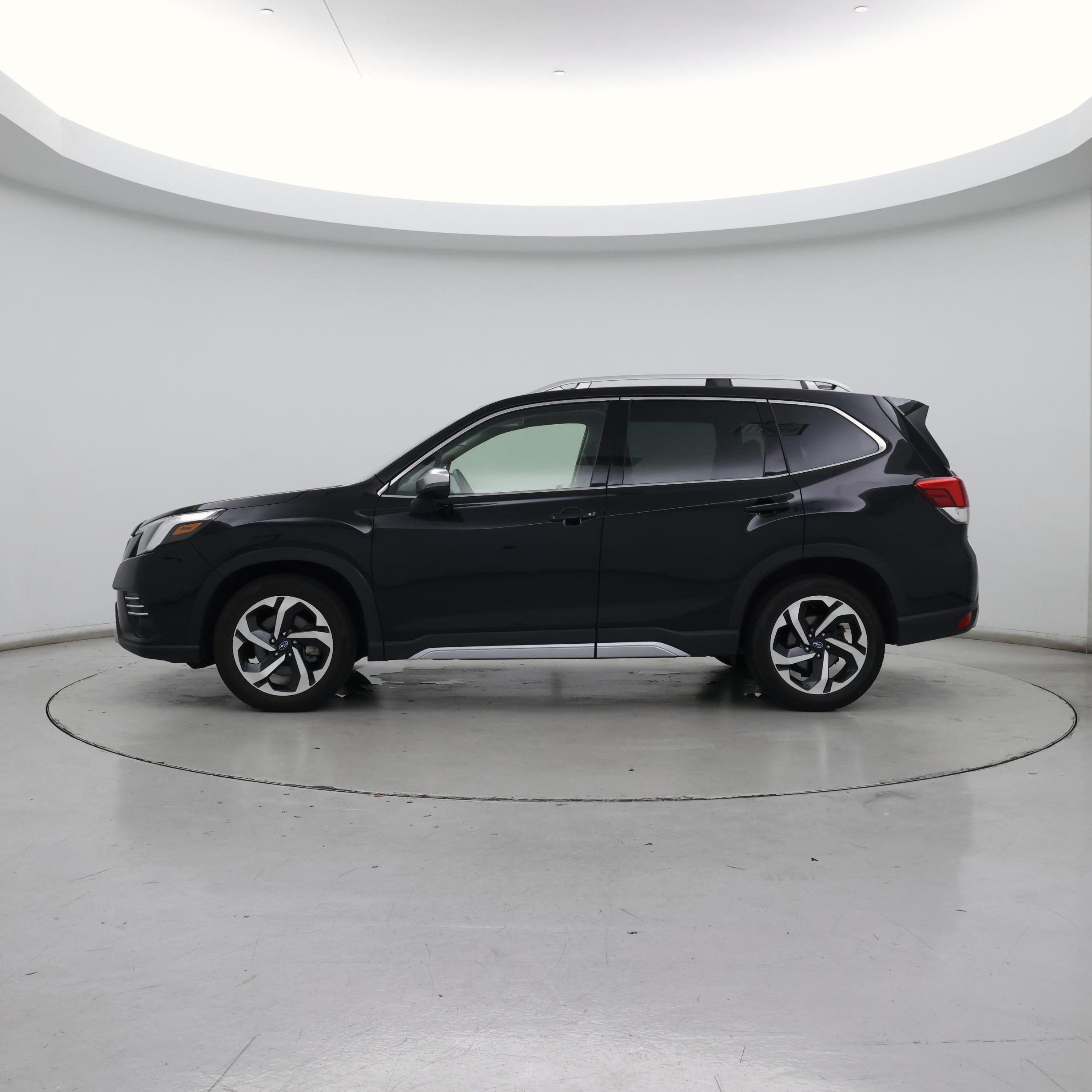Thumbnail: 2022 Subaru Forester - 3