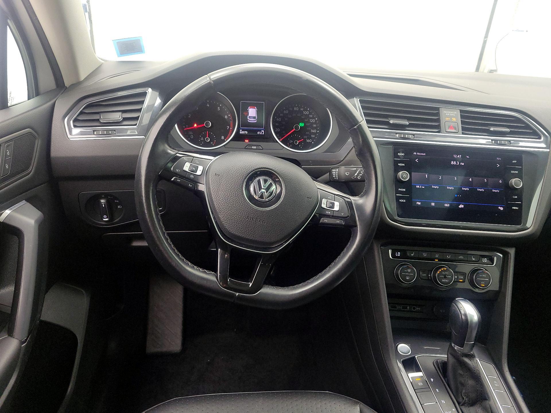 Thumbnail: 2019 Volkswagen Tiguan - 10