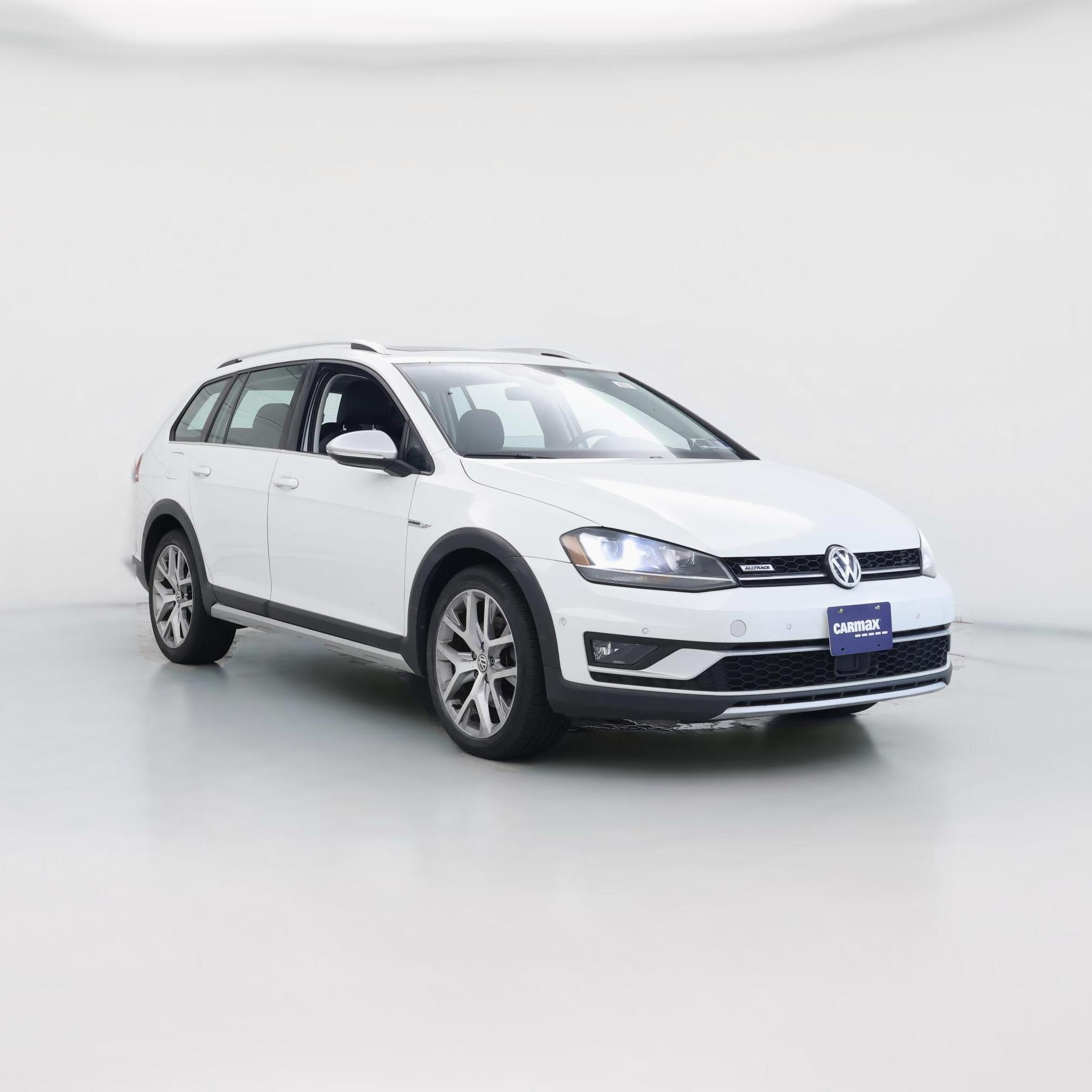 Thumbnail: 2017 Volkswagen Golf - 1