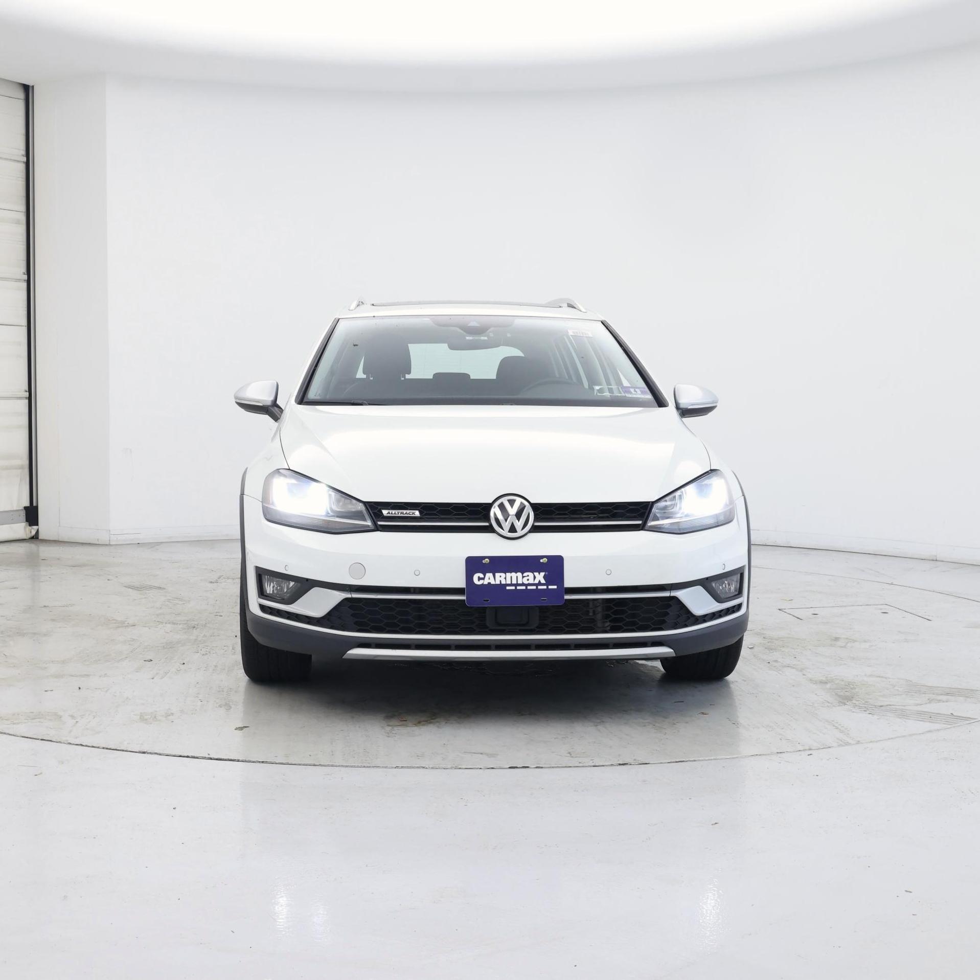 Thumbnail: 2017 Volkswagen Golf - 5